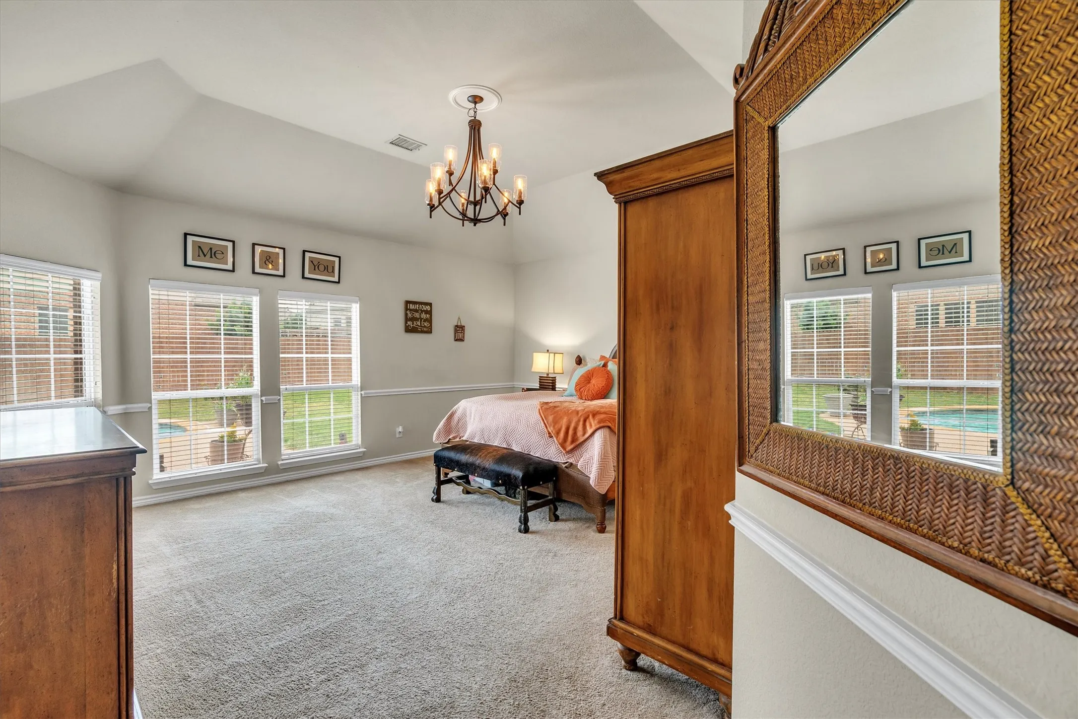 Single Family Residence For Sale in Tarrant County , 1232 Clearbrook Drive, Kennedale, Texas 76060, 4 Bedroom, 4 Bathroom, 3 Garage spaces, 3,716 Sqft, built in 2012, mls#21277687, Real Estate Agent in Kennedale, Homes For Sale in Tarrant county, Homes For Sale in Kennedale, Realtor in Kennedale Texas, Real Estate Brokerage Independent Realty Texas, Luminita Cordes Realtor