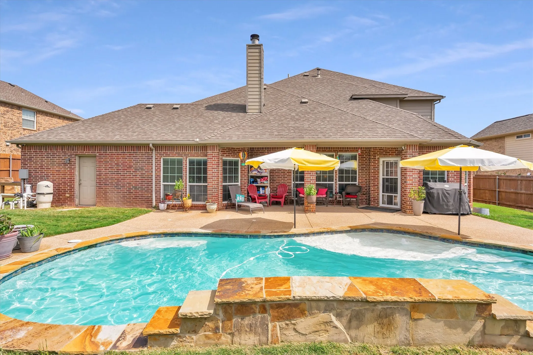 Single Family Residence For Sale in Tarrant County , 1232 Clearbrook Drive, Kennedale, Texas 76060, 4 Bedroom, 4 Bathroom, 3 Garage spaces, 3,716 Sqft, built in 2012, mls#21277687, Real Estate Agent in Kennedale, Homes For Sale in Tarrant county, Homes For Sale in Kennedale, Realtor in Kennedale Texas, Real Estate Brokerage Independent Realty Texas, Luminita Cordes Realtor