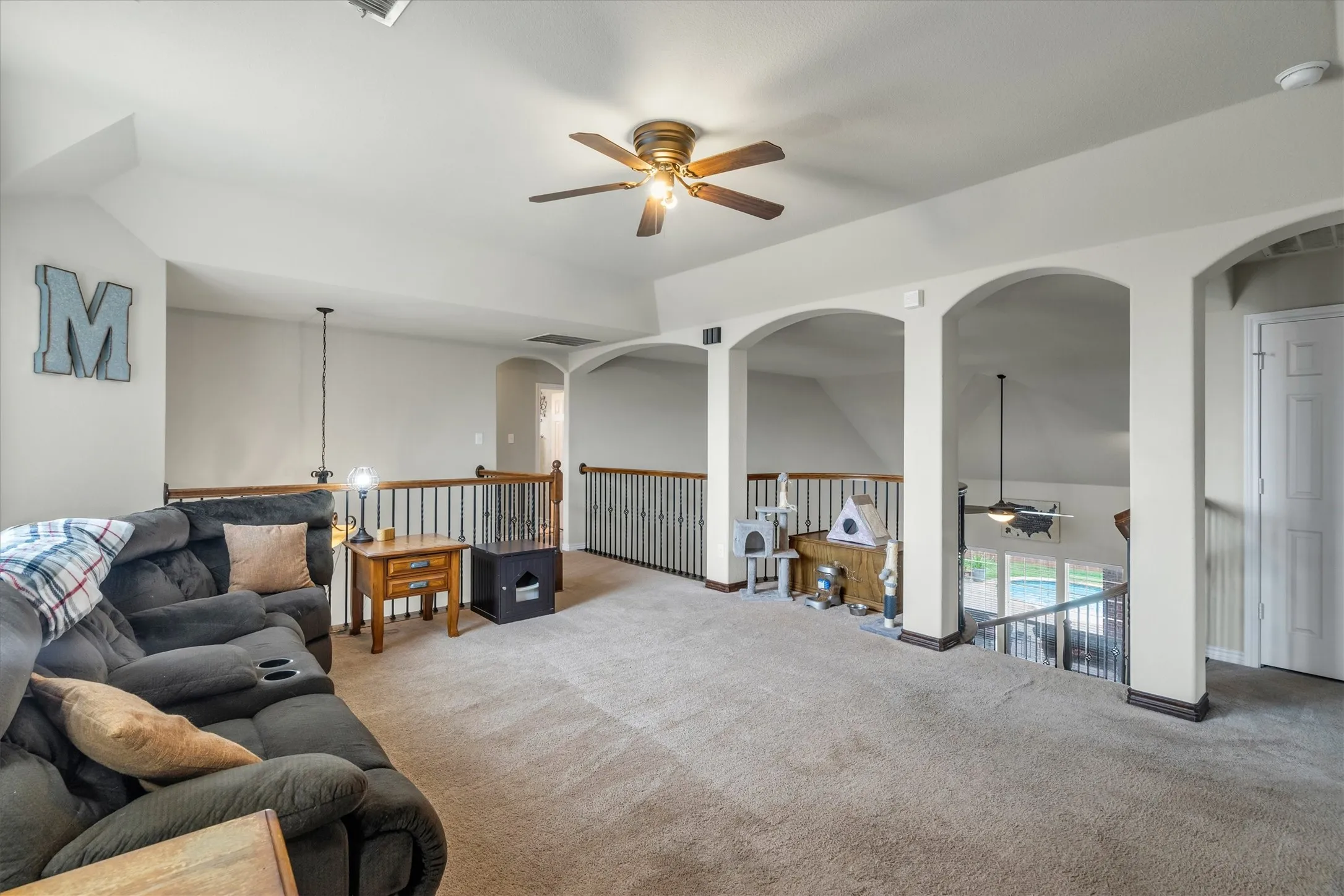 Single Family Residence For Sale in Tarrant County , 1232 Clearbrook Drive, Kennedale, Texas 76060, 4 Bedroom, 4 Bathroom, 3 Garage spaces, 3,716 Sqft, built in 2012, mls#21277687, Real Estate Agent in Kennedale, Homes For Sale in Tarrant county, Homes For Sale in Kennedale, Realtor in Kennedale Texas, Real Estate Brokerage Independent Realty Texas, Luminita Cordes Realtor