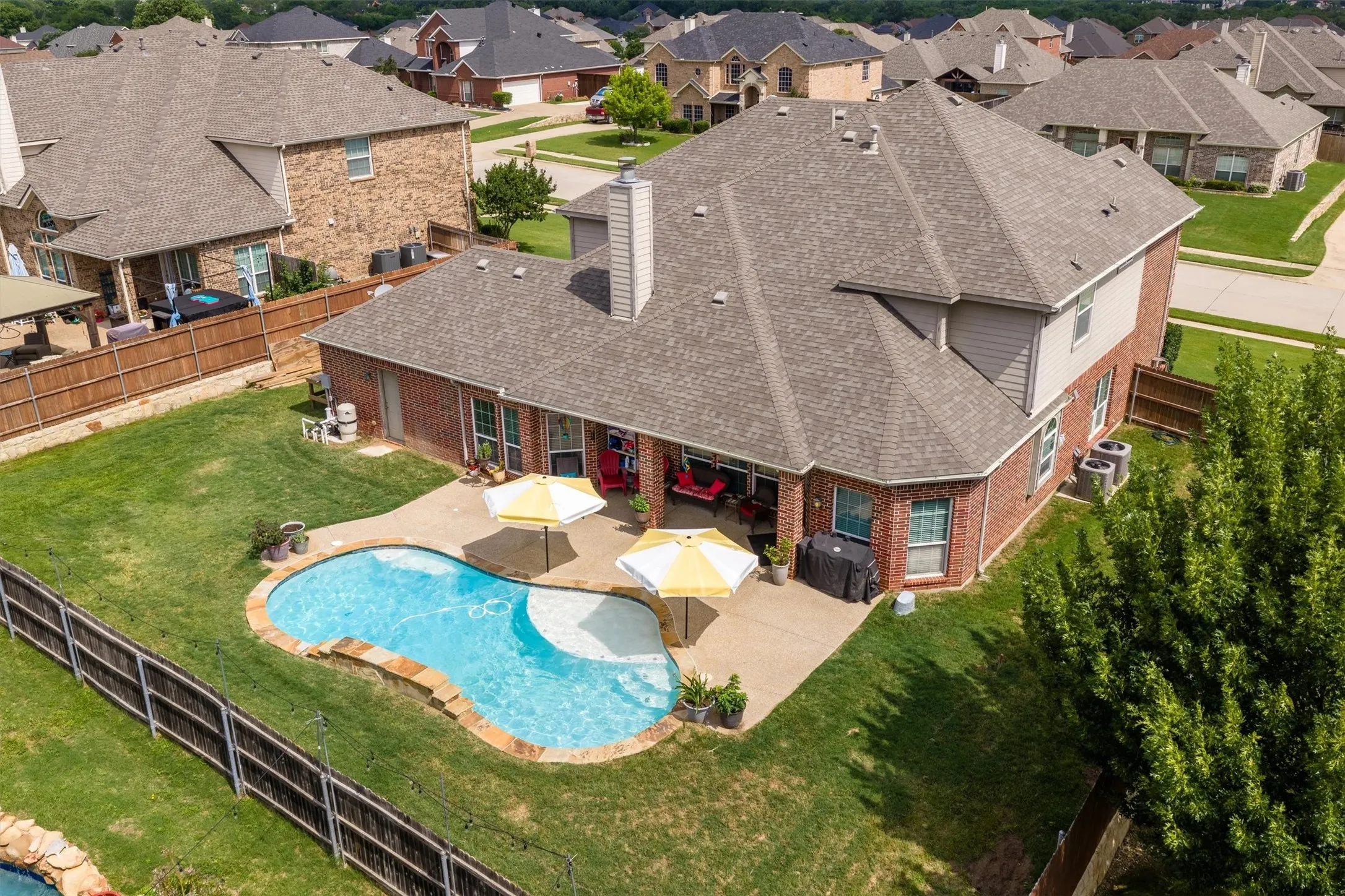 Single Family Residence For Sale in Tarrant County , 1232 Clearbrook Drive, Kennedale, Texas 76060, 4 Bedroom, 4 Bathroom, 3 Garage spaces, 3,716 Sqft, built in 2012, mls#21277687, Real Estate Agent in Kennedale, Homes For Sale in Tarrant county, Homes For Sale in Kennedale, Realtor in Kennedale Texas, Real Estate Brokerage Independent Realty Texas, Luminita Cordes Realtor