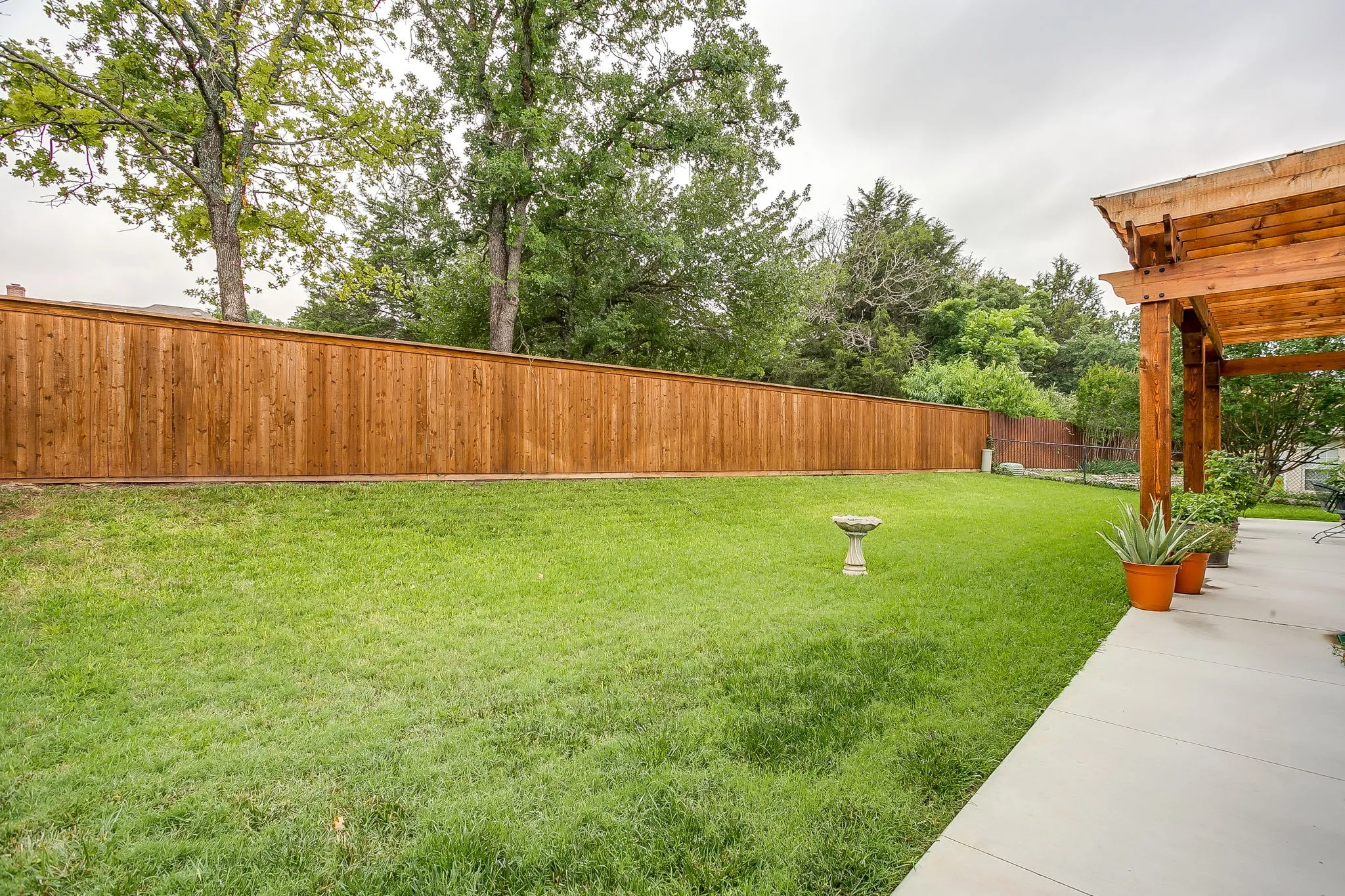 Single Family Residence For Sale in Parker County , 117 Countryside Court, Weatherford, Texas 76087, 5 Bedroom, 2 Bathroom, 5 Garage spaces, 2,216 Sqft, built in 1997, mls#21269996, Real Estate Agent in Weatherford, Homes For Sale in Parker county, Homes For Sale in Weatherford, Realtor in Weatherford Texas, Real Estate Brokerage Independent Realty Texas, Luminita Cordes Realtor