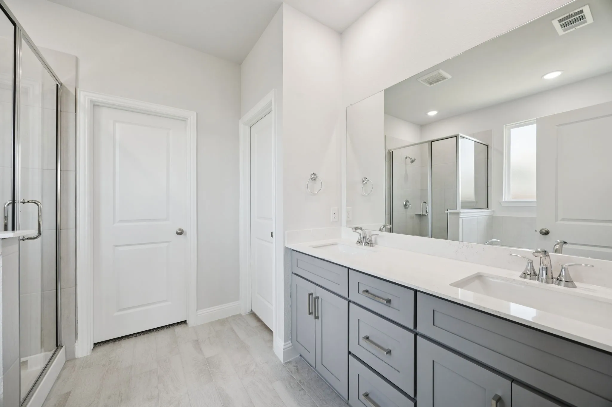 Single Family Residence For Sale in Kaufman County , 515 Lana Drive, Seagoville, Texas 75159, 4 Bedroom, 3 Bathroom, 2 Garage spaces, 2,457 Sqft, built in 2025, mls#21278555, Real Estate Agent in Seagoville, Homes For Sale in Kaufman county, Homes For Sale in Seagoville, Realtor in Seagoville Texas, Real Estate Brokerage Independent Realty Texas, Luminita Cordes Realtor