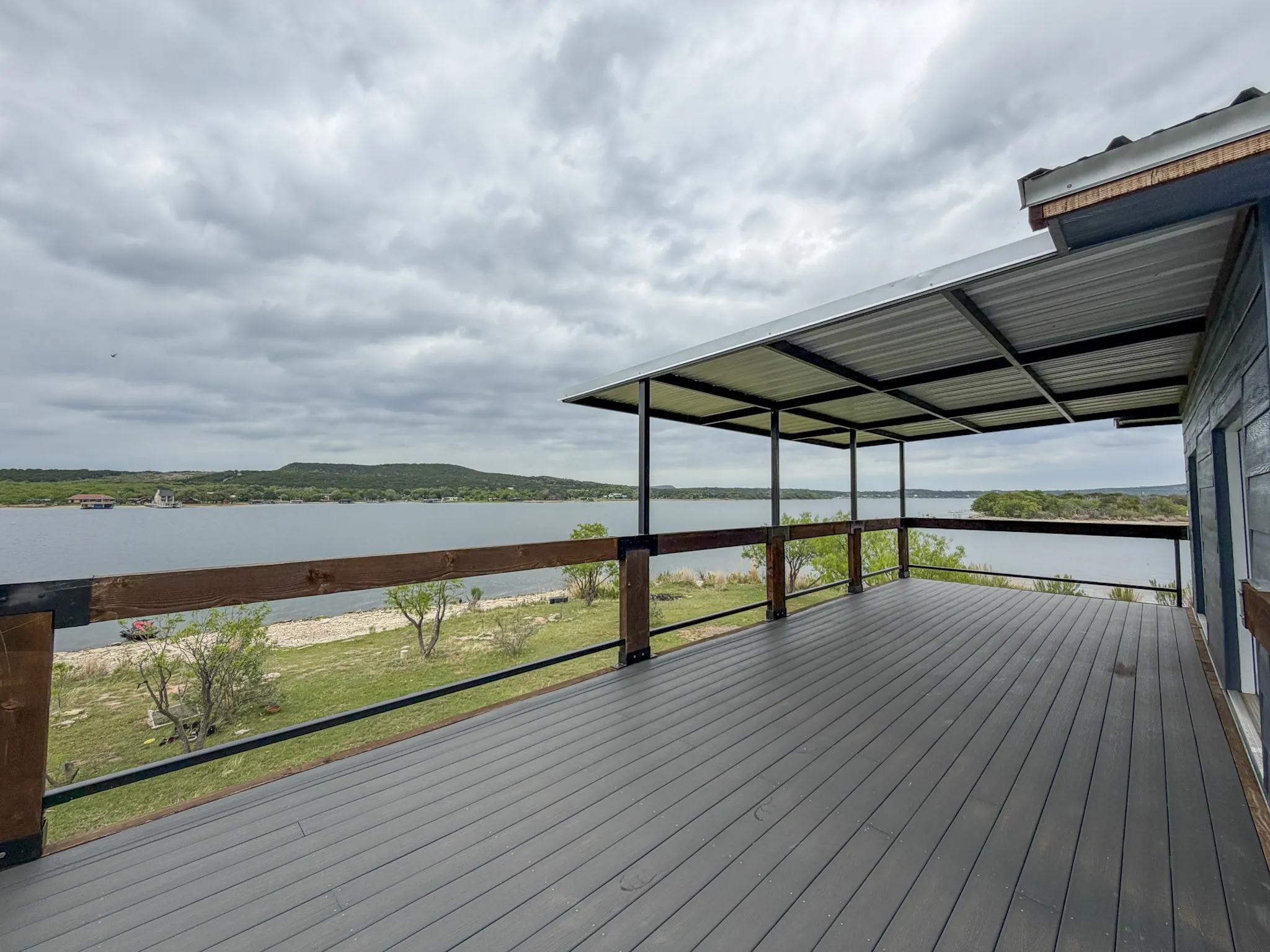 Single Family Residence For Sale in Palo Pinto County , 3500 Hog Bend 121, Possum Kingdom Lake, Texas 76449, 2 Bedrooms, 1 Bathroom, Garage spaces, 1,248 Sqft, built in 2021, Price $345,000, mls#21257713, Real Estate Agent in Possum Kingdom Lake, Homes For Sale in Palo Pinto county, Homes For Sale in Possum Kingdom Lake, Realtor in Possum Kingdom Lake Texas, Real Estate Brokerage Independent Realty Texas, Luminita Cordes Realtor