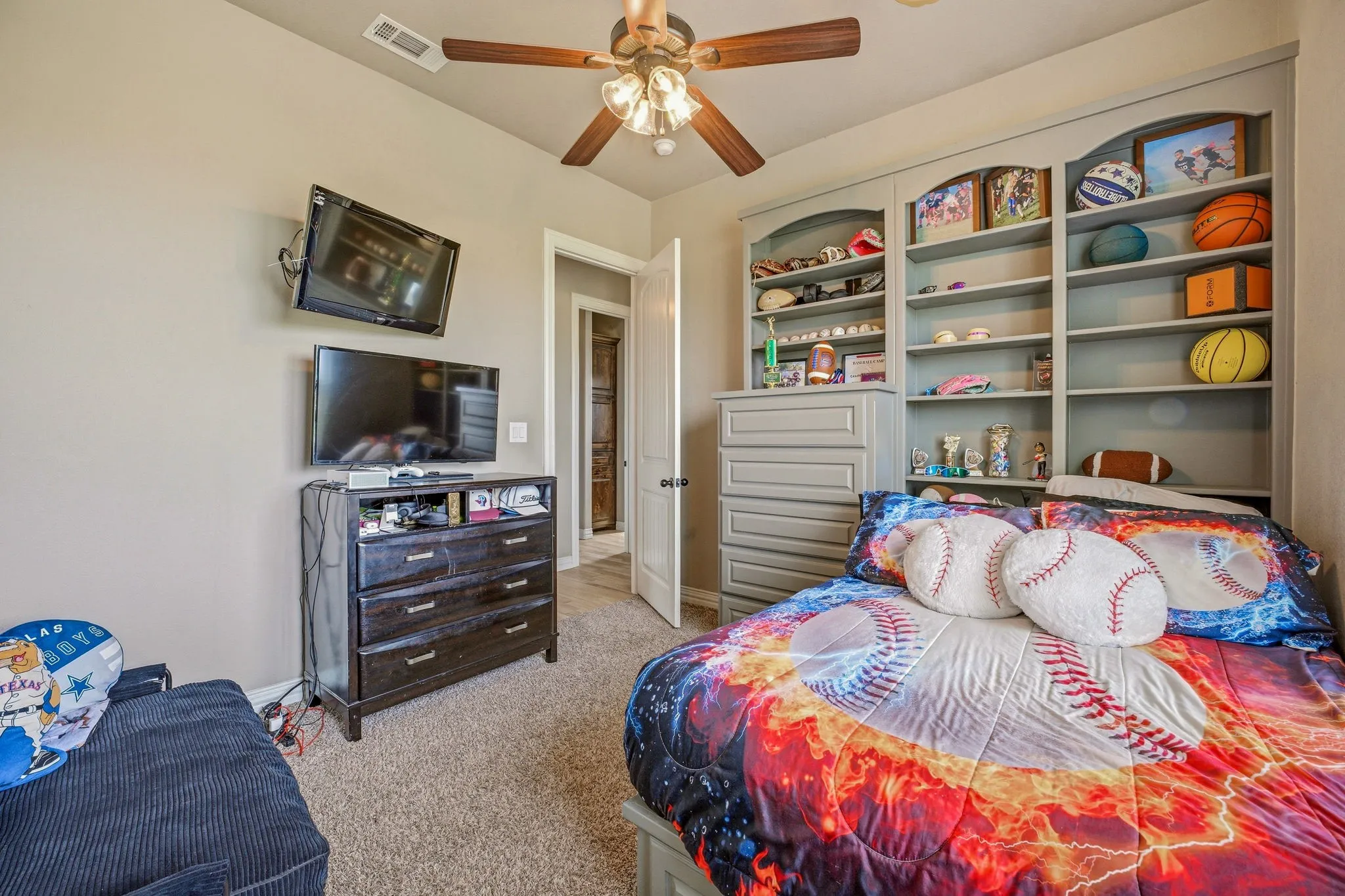 Single Family Residence For Sale in Palo Pinto County , 2801 Mh 379, Mineral Wells, Texas 76067, 4 Bedroom, 3 Bathroom, Garage spaces, 2,390 Sqft, built in 2017, mls#21275530, Real Estate Agent in Mineral Wells, Homes For Sale in Palo Pinto county, Homes For Sale in Mineral Wells, Realtor in Mineral Wells Texas, Real Estate Brokerage Independent Realty Texas, Luminita Cordes Realtor