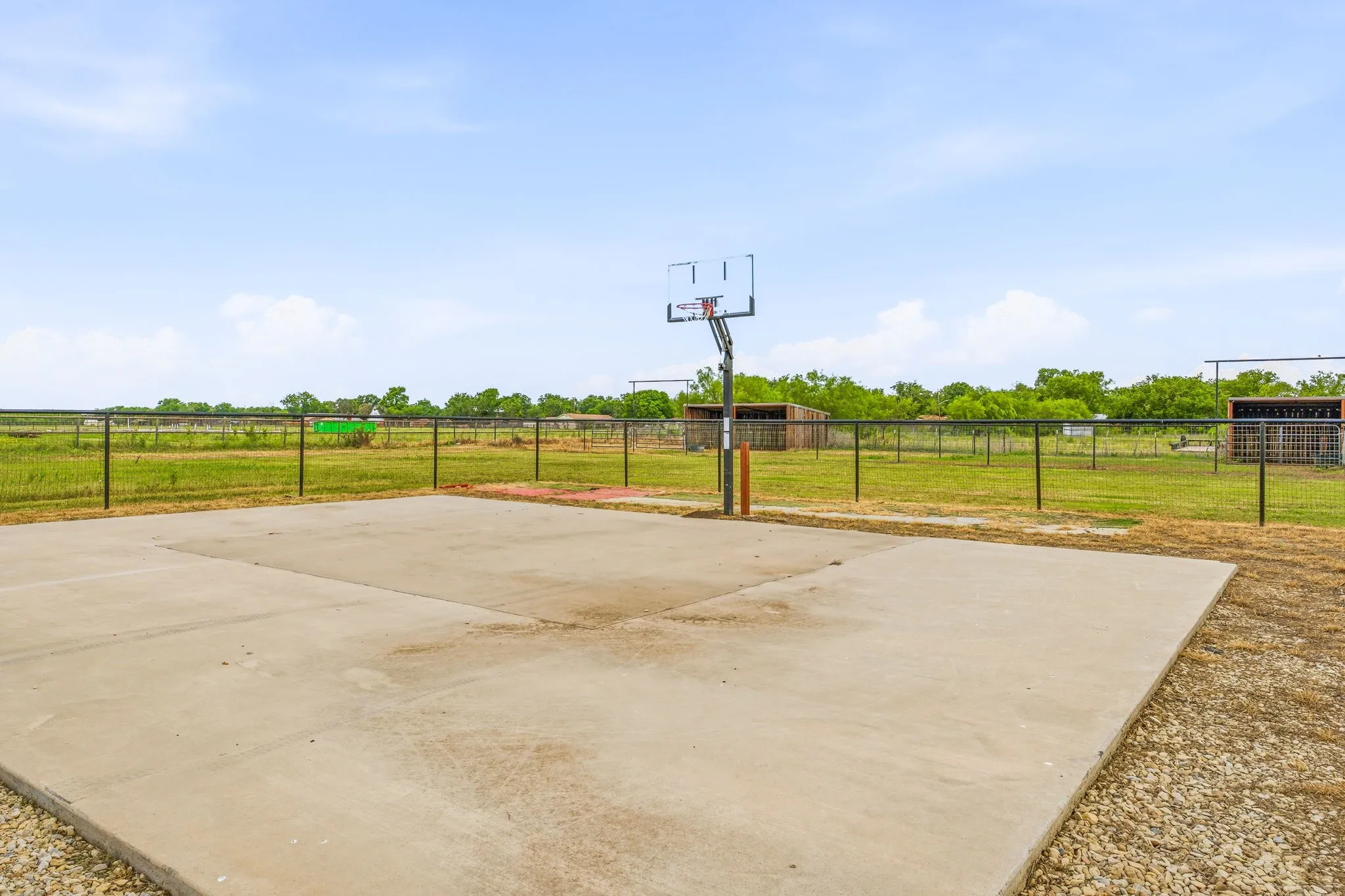 Single Family Residence For Sale in Palo Pinto County , 2801 Mh 379, Mineral Wells, Texas 76067, 4 Bedroom, 3 Bathroom, Garage spaces, 2,390 Sqft, built in 2017, mls#21275530, Real Estate Agent in Mineral Wells, Homes For Sale in Palo Pinto county, Homes For Sale in Mineral Wells, Realtor in Mineral Wells Texas, Real Estate Brokerage Independent Realty Texas, Luminita Cordes Realtor