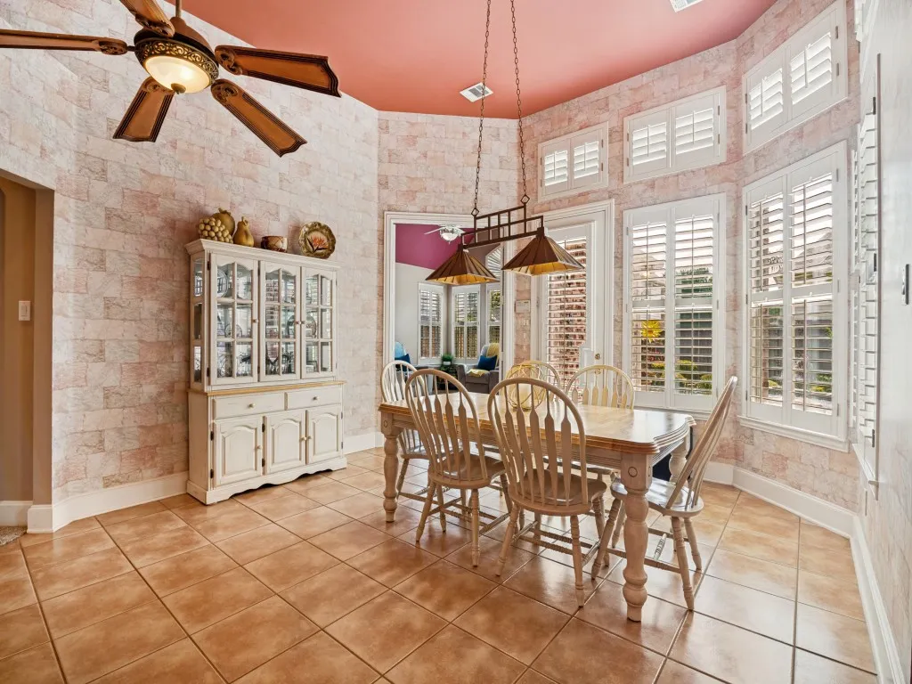Single Family Residence For Sale in Collin County , 3204 Thorne Hill Court, Richardson, Texas 75082, 4 Bedrooms, 3 Bathrooms, 2 Garage spaces, 3,057 Sqft, built in 2000, Price $675,000, mls#21269517, Real Estate Agent in Richardson, Homes For Sale in Collin county, Homes For Sale in Richardson, Realtor in Richardson Texas, Real Estate Brokerage Independent Realty Texas, Luminita Cordes Realtor