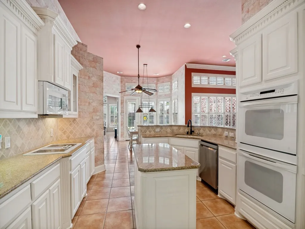 Single Family Residence For Sale in Collin County , 3204 Thorne Hill Court, Richardson, Texas 75082, 4 Bedrooms, 3 Bathrooms, 2 Garage spaces, 3,057 Sqft, built in 2000, Price $675,000, mls#21269517, Real Estate Agent in Richardson, Homes For Sale in Collin county, Homes For Sale in Richardson, Realtor in Richardson Texas, Real Estate Brokerage Independent Realty Texas, Luminita Cordes Realtor
