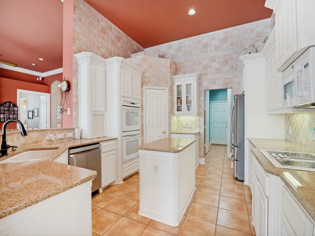 Single Family Residence For Sale in Collin County , 3204 Thorne Hill Court, Richardson, Texas 75082, 4 Bedrooms, 3 Bathrooms, 2 Garage spaces, 3,057 Sqft, built in 2000, Price $675,000, mls#21269517, Real Estate Agent in Richardson, Homes For Sale in Collin county, Homes For Sale in Richardson, Realtor in Richardson Texas, Real Estate Brokerage Independent Realty Texas, Luminita Cordes Realtor