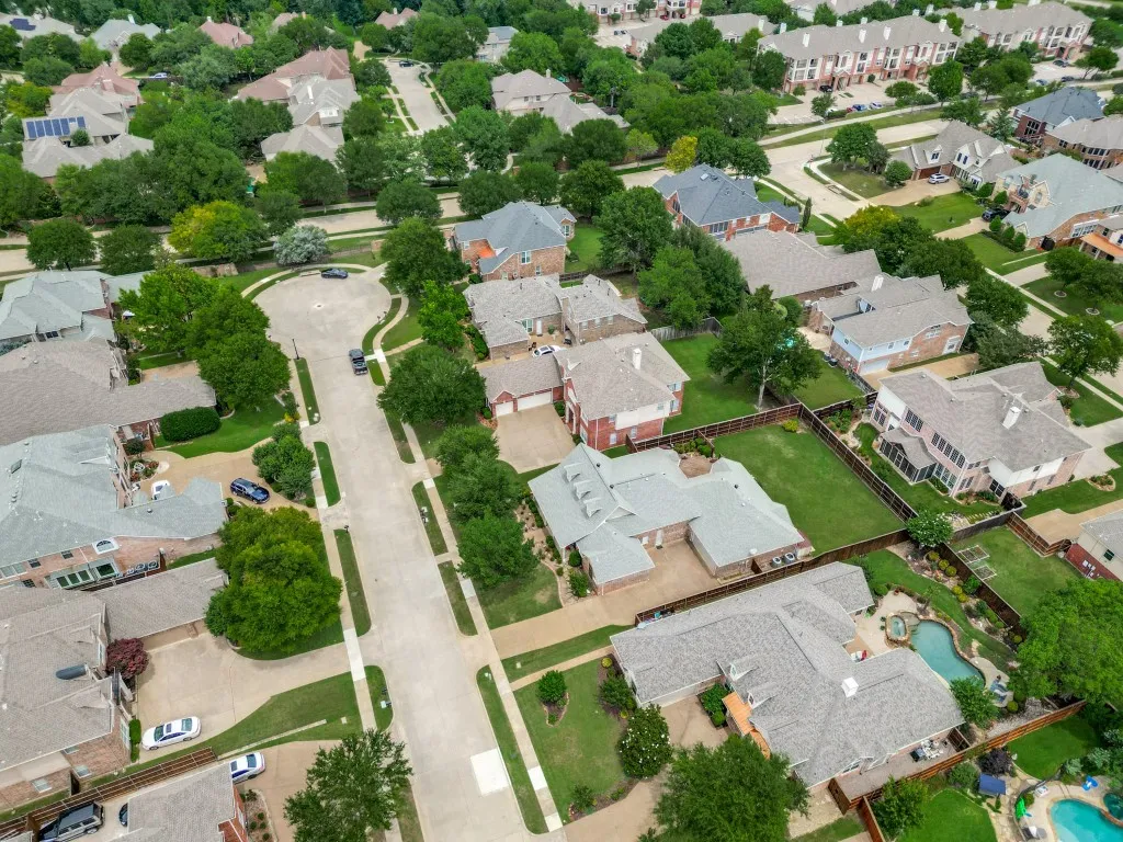 Single Family Residence For Sale in Collin County , 3204 Thorne Hill Court, Richardson, Texas 75082, 4 Bedrooms, 3 Bathrooms, 2 Garage spaces, 3,057 Sqft, built in 2000, Price $675,000, mls#21269517, Real Estate Agent in Richardson, Homes For Sale in Collin county, Homes For Sale in Richardson, Realtor in Richardson Texas, Real Estate Brokerage Independent Realty Texas, Luminita Cordes Realtor