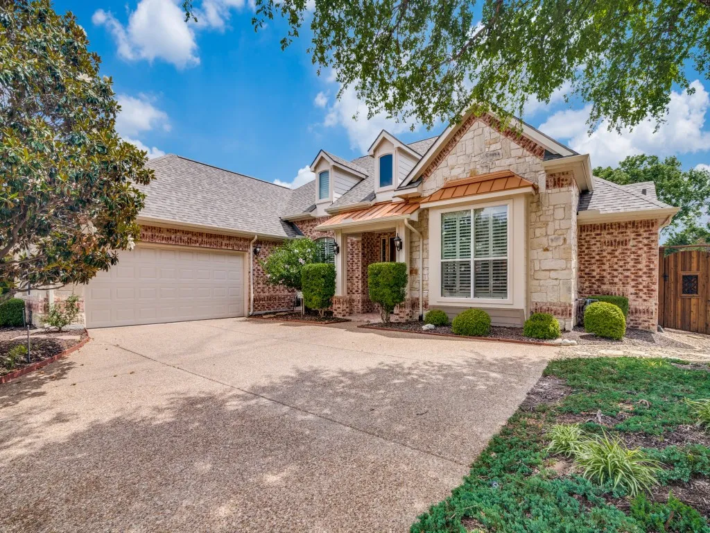 Single Family Residence For Sale in Collin County , 3204 Thorne Hill Court, Richardson, Texas 75082, 4 Bedrooms, 3 Bathrooms, 2 Garage spaces, 3,057 Sqft, built in 2000, Price $675,000, mls#21269517, Real Estate Agent in Richardson, Homes For Sale in Collin county, Homes For Sale in Richardson, Realtor in Richardson Texas, Real Estate Brokerage Independent Realty Texas, Luminita Cordes Realtor