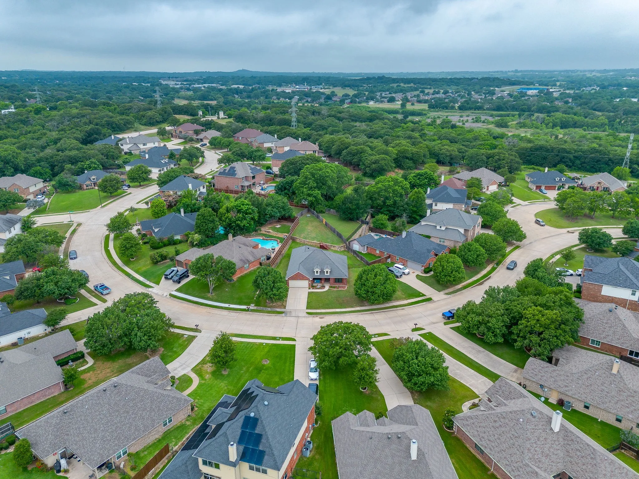 Single Family Residence For Sale in Johnson County , 2720 Pinnacle Drive, Burleson, Texas 76028, 4 Bedroom, 2 Bathroom, 2 Garage spaces, 2,182 Sqft, built in 2005, mls#21244309, Real Estate Agent in Burleson, Homes For Sale in Johnson county, Homes For Sale in Burleson, Realtor in Burleson Texas, Real Estate Brokerage Independent Realty Texas, Luminita Cordes Realtor