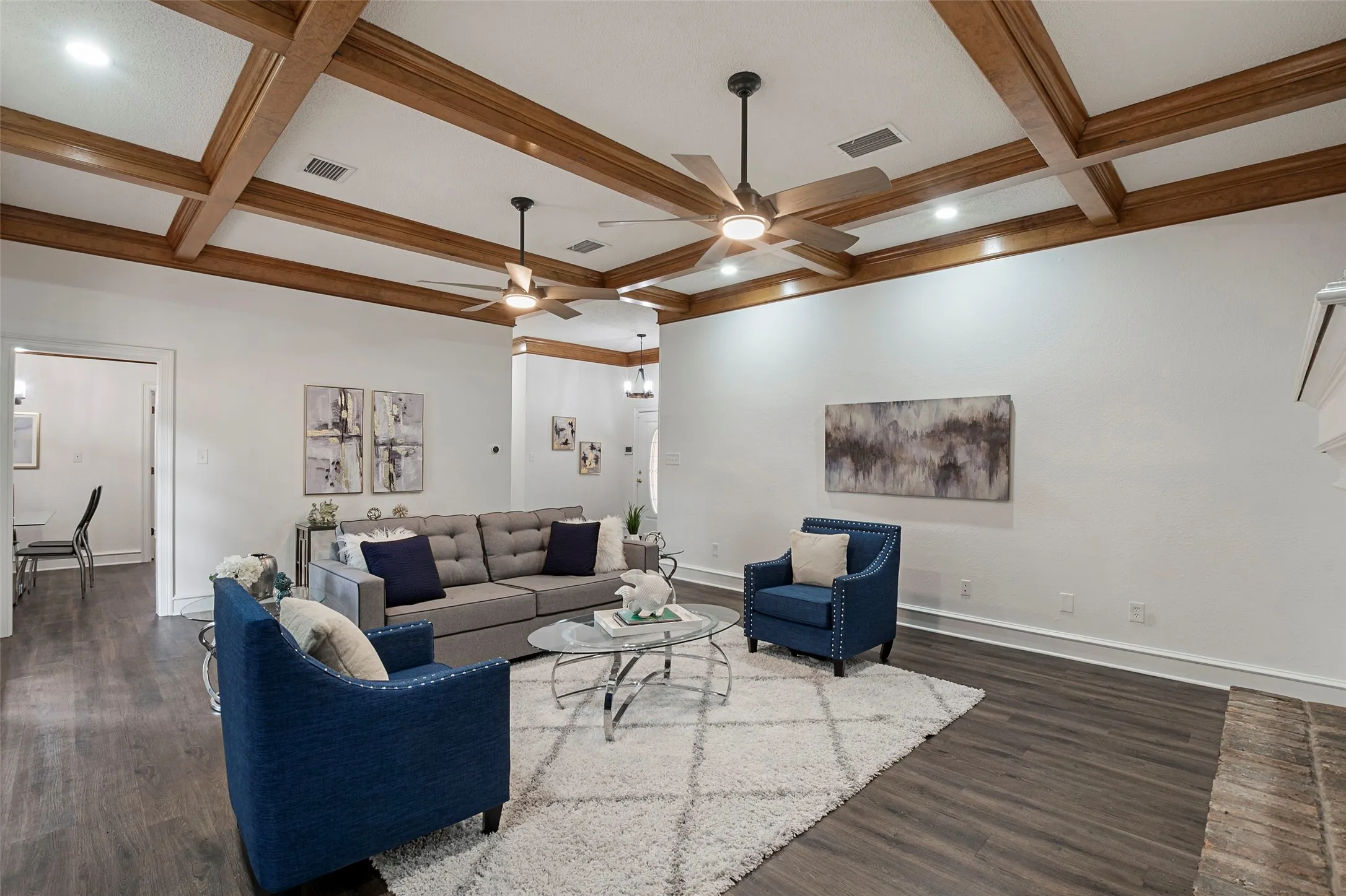 Single Family Residence For Sale in Dallas County , 3114 Oak Trail Drive, Rowlett, Texas 75088, 3 Bedroom, 2 Bathroom, 2 Garage spaces, 2,081 Sqft, built in 1984, mls#21278588, Real Estate Agent in Rowlett, Homes For Sale in Dallas county, Homes For Sale in Rowlett, Realtor in Rowlett Texas, Real Estate Brokerage Independent Realty Texas, Luminita Cordes Realtor