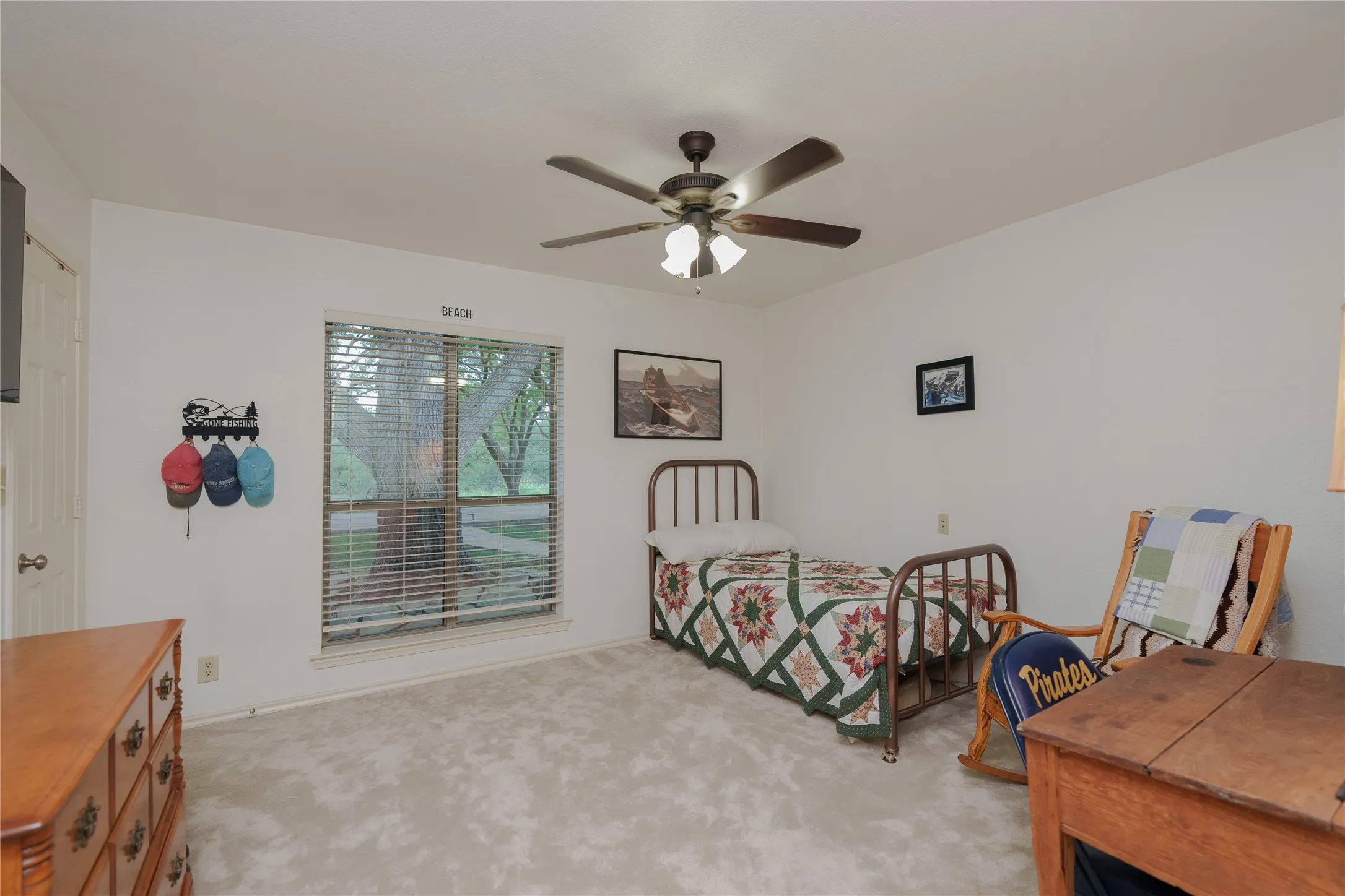 Single Family Residence For Sale in Denton County , 920 Brush Creek Road, Argyle, Texas 76226, 4 Bedroom, 3 Bathroom, 2 Garage spaces, 3,218 Sqft, built in 1974, mls#21253760, Real Estate Agent in Argyle, Homes For Sale in Denton county, Homes For Sale in Argyle, Realtor in Argyle Texas, Real Estate Brokerage Independent Realty Texas, Luminita Cordes Realtor