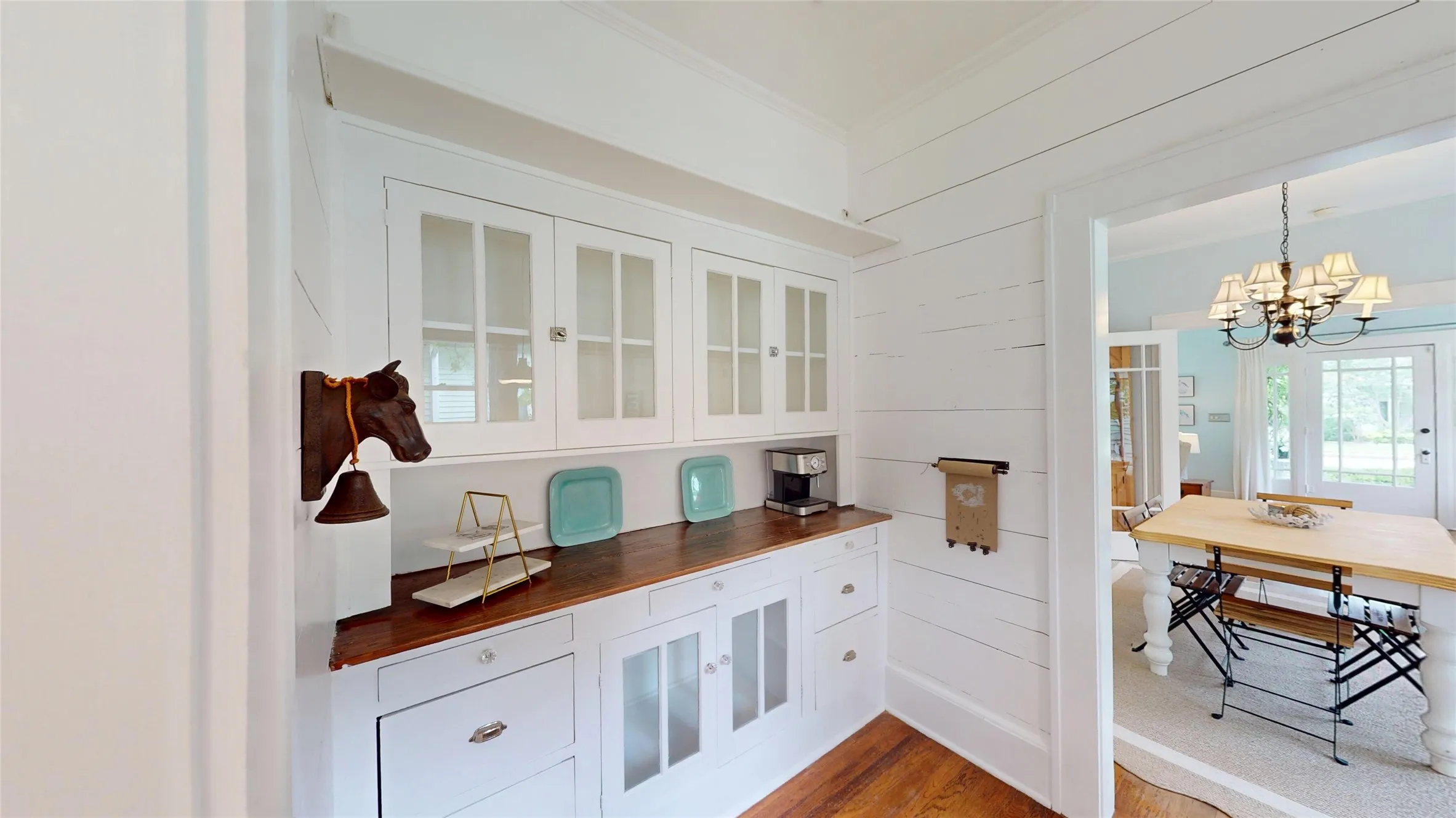 Single Family Residence For Sale in Collin County , 1106 Tucker Street, Mc Kinney, Texas 75069, 3 Bedroom, 2 Bathroom, Garage spaces, 2,090 Sqft, built in 1900, mls#21278577, Real Estate Agent in Mc Kinney, Homes For Sale in Collin county, Homes For Sale in Mc Kinney, Realtor in Mc Kinney Texas, Real Estate Brokerage Independent Realty Texas, Luminita Cordes Realtor