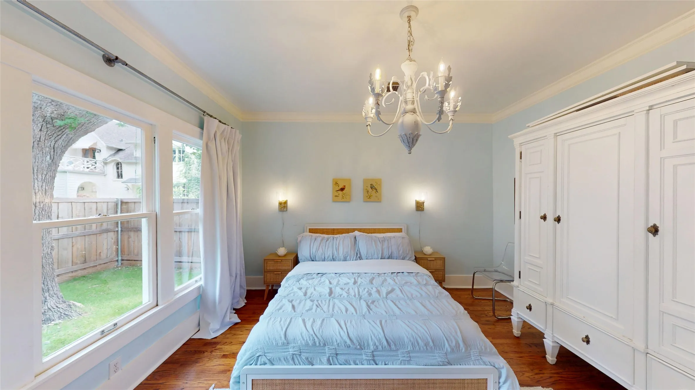 Single Family Residence For Sale in Collin County , 1106 Tucker Street, Mc Kinney, Texas 75069, 3 Bedroom, 2 Bathroom, Garage spaces, 2,090 Sqft, built in 1900, mls#21278577, Real Estate Agent in Mc Kinney, Homes For Sale in Collin county, Homes For Sale in Mc Kinney, Realtor in Mc Kinney Texas, Real Estate Brokerage Independent Realty Texas, Luminita Cordes Realtor