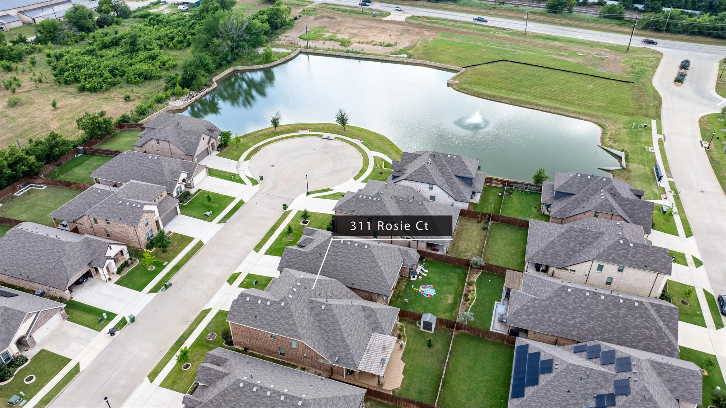 Single Family Residence For Sale in Denton County , 311 Rosie Court, Argyle, Texas 76226, 4 Bedroom, 3 Bathroom, 2 Garage spaces, 3,043 Sqft, built in 2021, mls#21275323, Real Estate Agent in Argyle, Homes For Sale in Denton county, Homes For Sale in Argyle, Realtor in Argyle Texas, Real Estate Brokerage Independent Realty Texas, Luminita Cordes Realtor