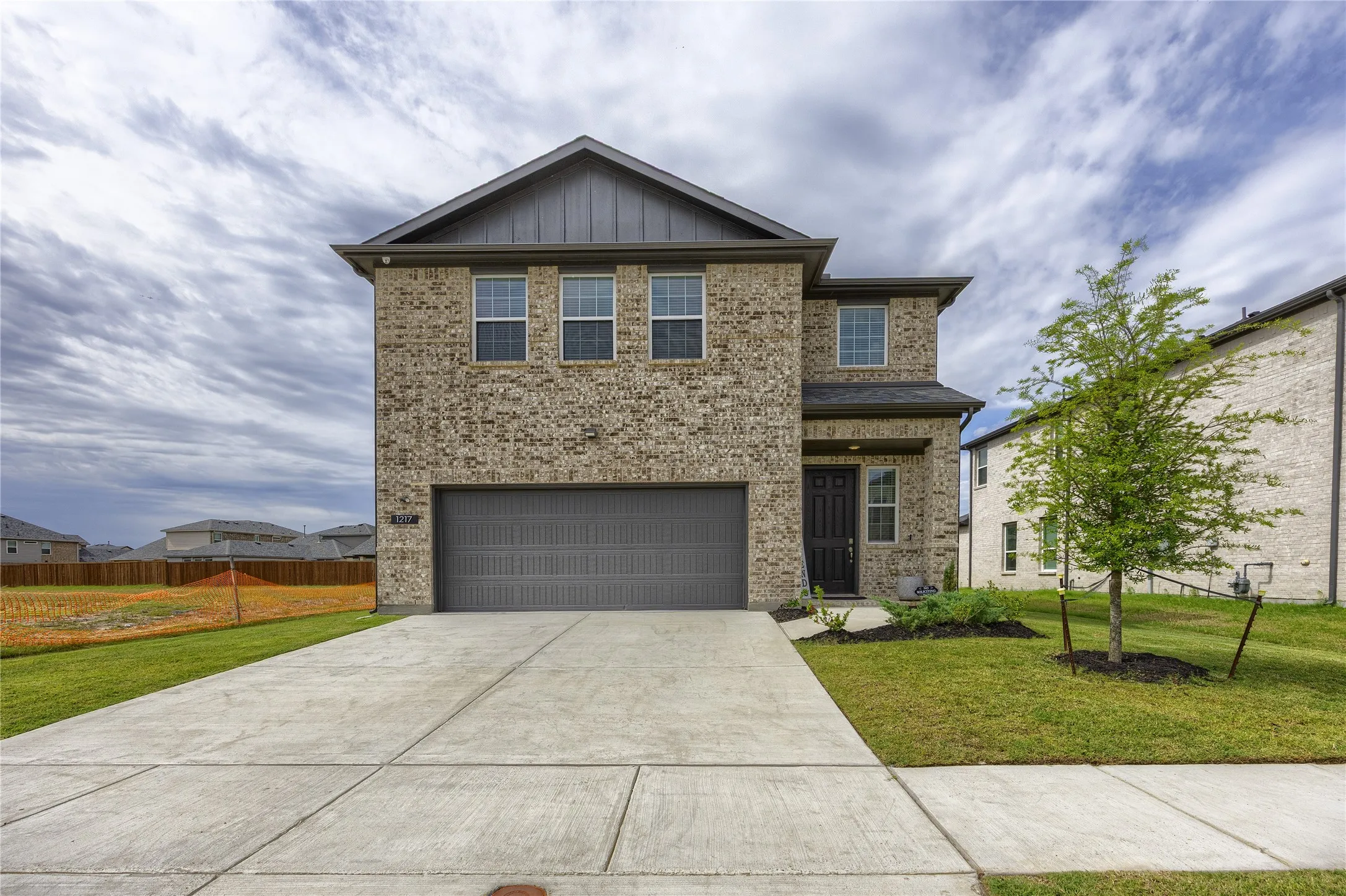 Single Family Residence For Sale in Kaufman County , 1217 Triton Drive, Seagoville, Texas 75159, 4 Bedrooms, 3 Bathrooms, 2 Garage spaces, 2,456 Sqft, built in 2024, Price $396,000, mls#21278490, Real Estate Agent in Seagoville, Homes For Sale in Kaufman county, Homes For Sale in Seagoville, Realtor in Seagoville Texas, Real Estate Brokerage Independent Realty Texas, Luminita Cordes Realtor
