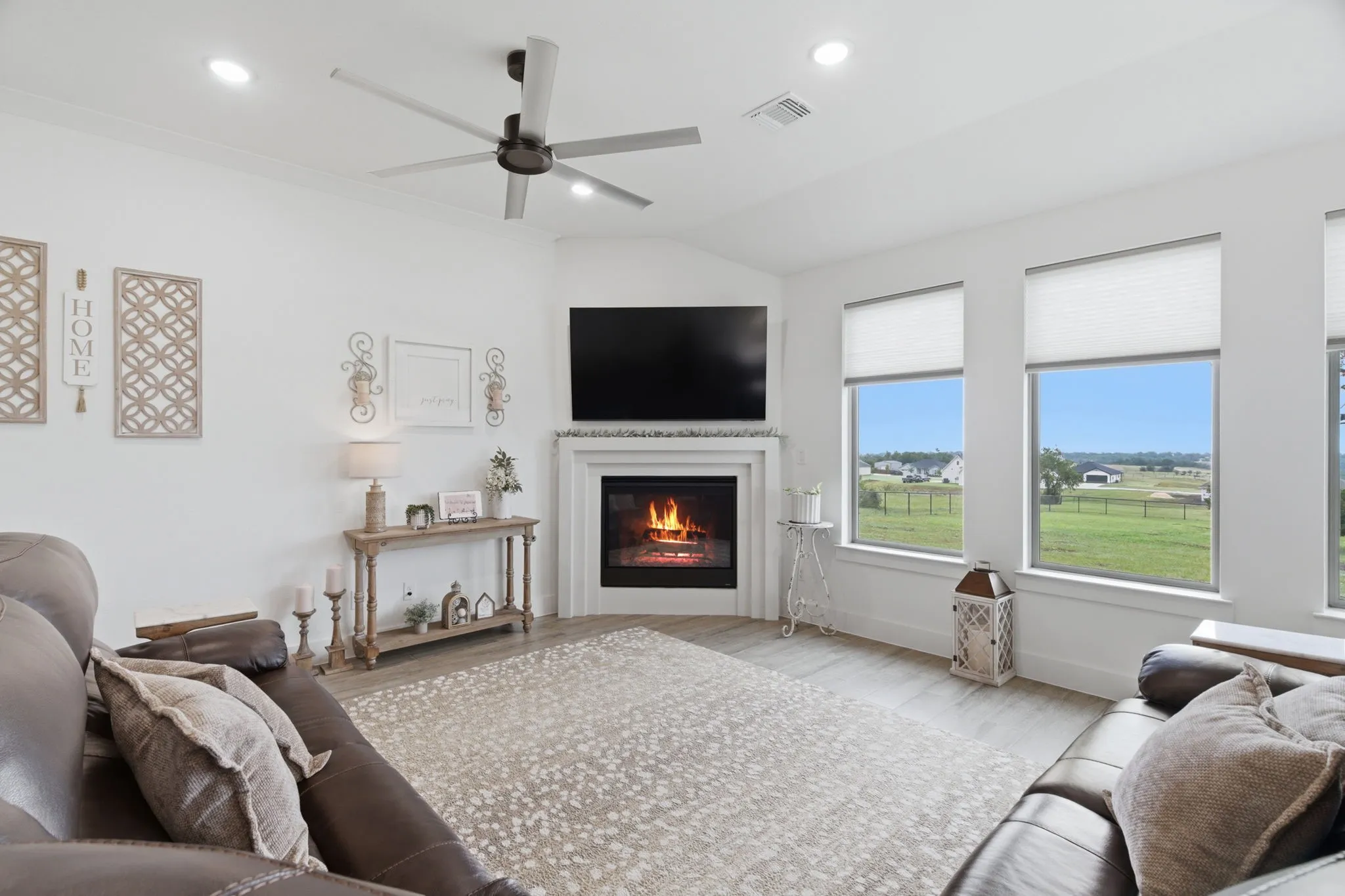 Single Family Residence For Sale in Parker County , 8800 Prather Road, Springtown, Texas 76082, 4 Bedroom, 3 Bathroom, 2 Garage spaces, 2,215 Sqft, built in 2025, mls#21276923, Real Estate Agent in Springtown, Homes For Sale in Parker county, Homes For Sale in Springtown, Realtor in Springtown Texas, Real Estate Brokerage Independent Realty Texas, Luminita Cordes Realtor
