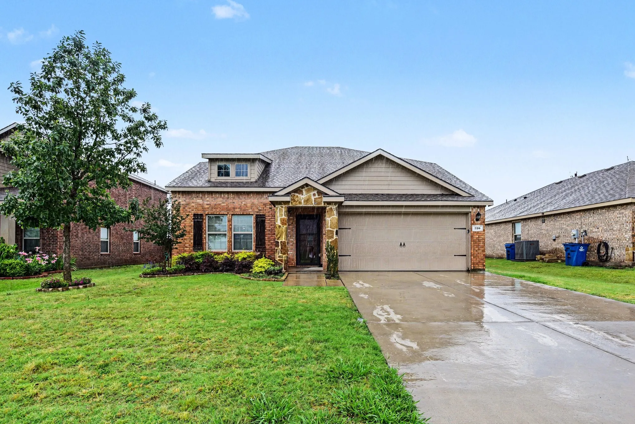 Single Family Residence For Sale in Collin County , 720 Savanna Drive, Josephine, Texas 75173, 4 Bedroom, 2 Bathroom, 2 Garage spaces, 2,152 Sqft, built in 2016, mls#21273627, Real Estate Agent in Josephine, Homes For Sale in Collin county, Homes For Sale in Josephine, Realtor in Josephine Texas, Real Estate Brokerage Independent Realty Texas, Luminita Cordes Realtor