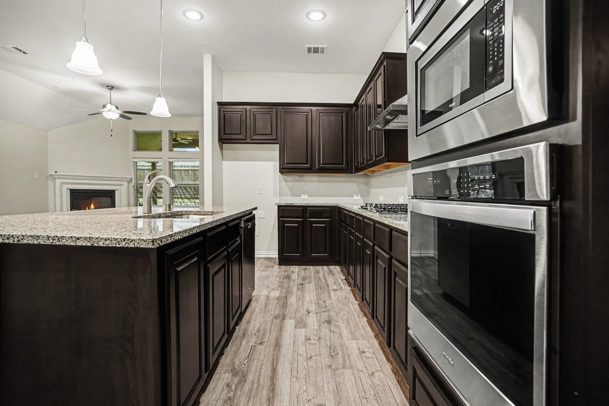 Single Family Residence For Sale in Kaufman County , 1216 Kensington Drive, Forney, Texas 75126, 3 Bedrooms, 3 Bathrooms, 2 Garage spaces, 2,221 Sqft, built in 2020, Price $335,000, mls#21278016, Real Estate Agent in Forney, Homes For Sale in Kaufman county, Homes For Sale in Forney, Realtor in Forney Texas, Real Estate Brokerage Independent Realty Texas, Luminita Cordes Realtor