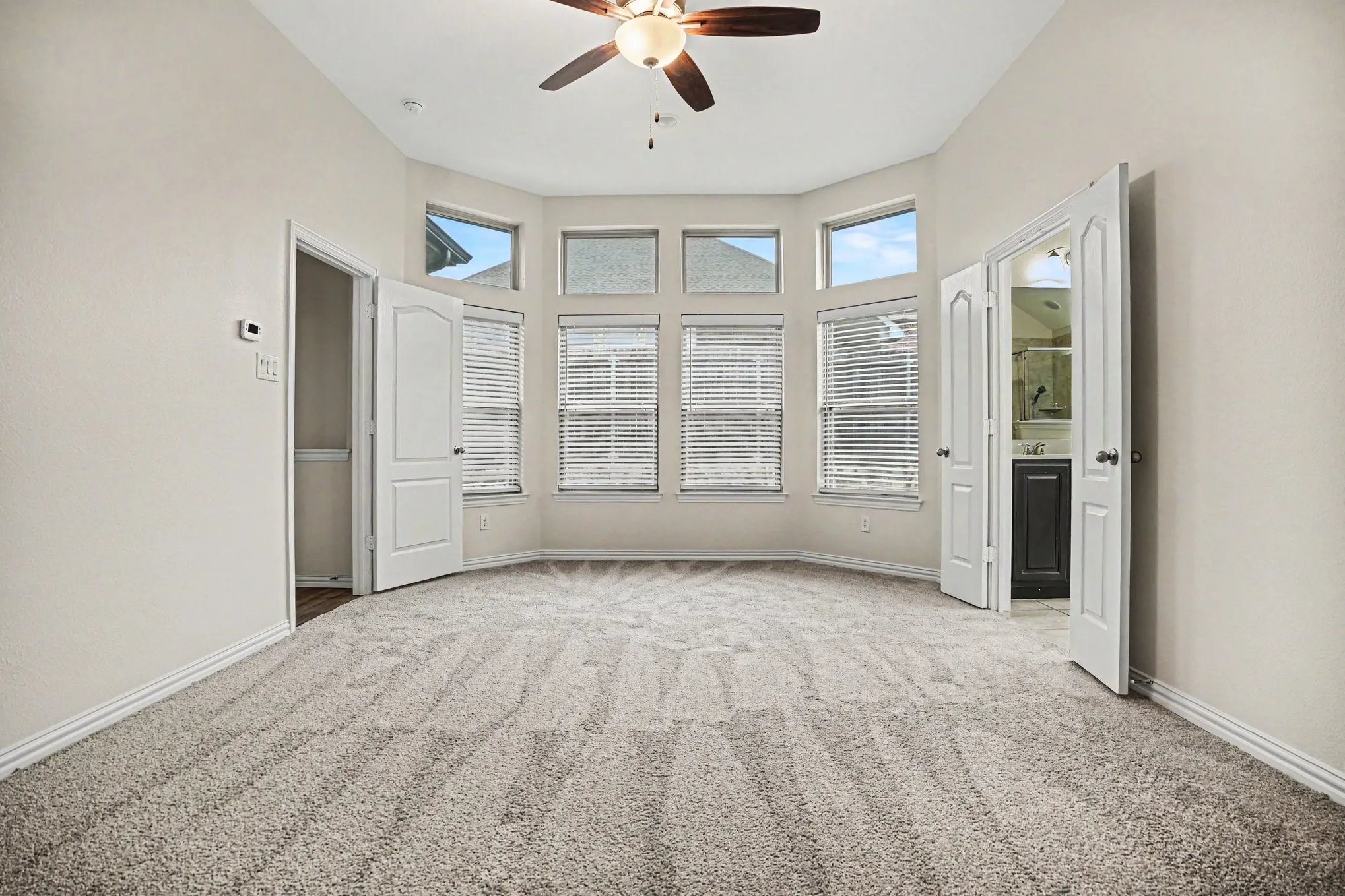 Single Family Residence For Sale in Kaufman County , 1216 Kensington Drive, Forney, Texas 75126, 3 Bedrooms, 3 Bathrooms, 2 Garage spaces, 2,221 Sqft, built in 2020, Price $335,000, mls#21278016, Real Estate Agent in Forney, Homes For Sale in Kaufman county, Homes For Sale in Forney, Realtor in Forney Texas, Real Estate Brokerage Independent Realty Texas, Luminita Cordes Realtor