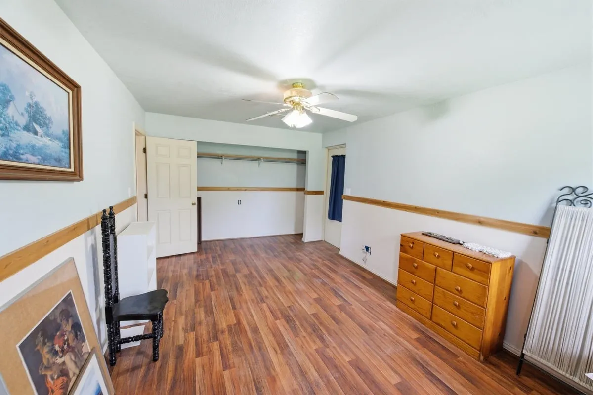 Single Family Residence For Sale in Bosque County , 1675 Fm 1713, Morgan, Texas 76671, 2 Bedroom, 1 Bathroom, Garage spaces, 2,023 Sqft, built in 1993, Price $349,000, mls#21276890, Real Estate Agent in Morgan, Homes For Sale in Bosque county, Homes For Sale in Morgan, Realtor in Morgan Texas, Real Estate Brokerage Independent Realty Texas, Luminita Cordes Realtor