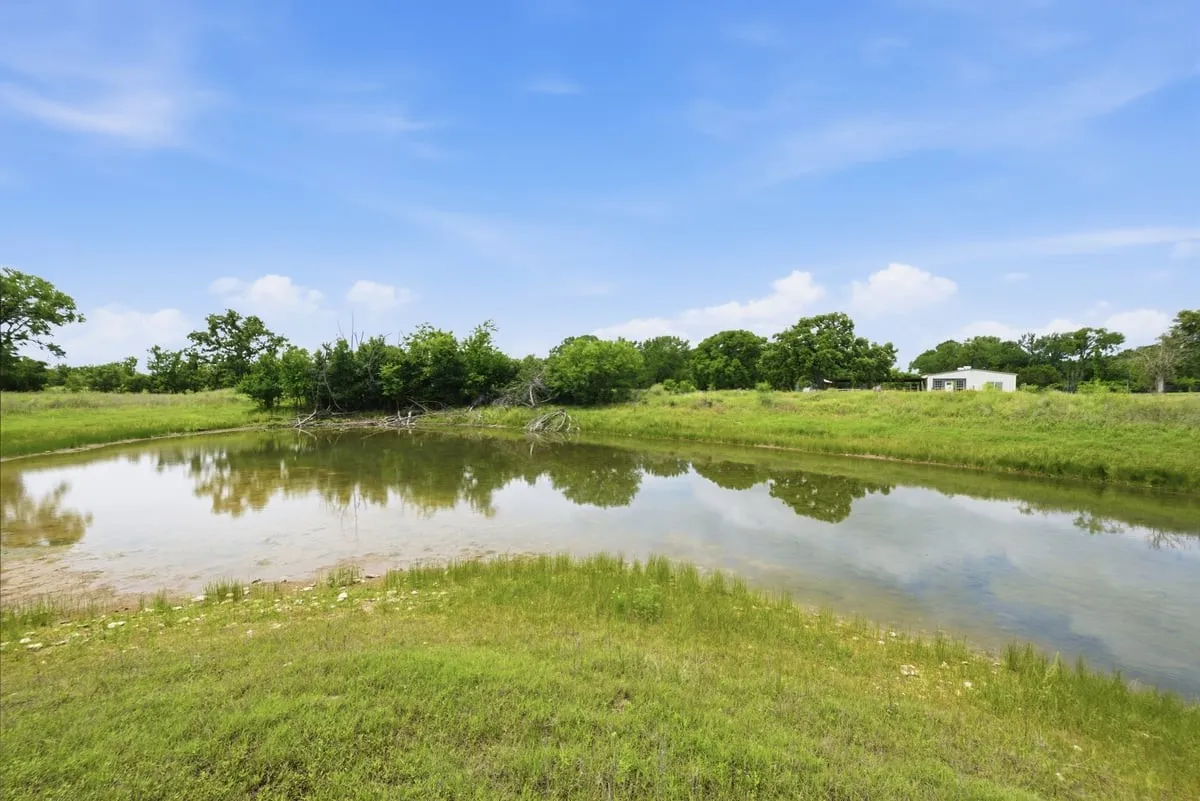 Single Family Residence For Sale in Bosque County , 1675 Fm 1713, Morgan, Texas 76671, 2 Bedroom, 1 Bathroom, Garage spaces, 2,023 Sqft, built in 1993, Price $349,000, mls#21276890, Real Estate Agent in Morgan, Homes For Sale in Bosque county, Homes For Sale in Morgan, Realtor in Morgan Texas, Real Estate Brokerage Independent Realty Texas, Luminita Cordes Realtor