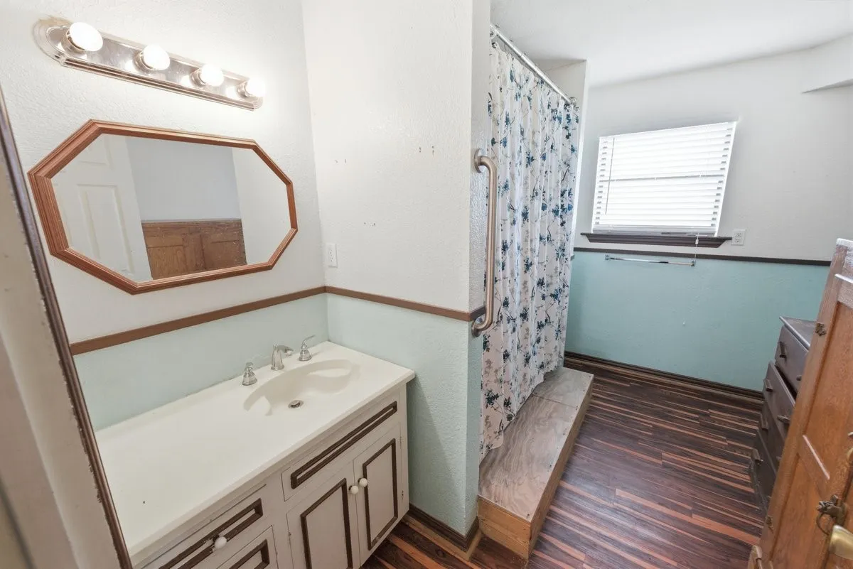 Single Family Residence For Sale in Bosque County , 1675 Fm 1713, Morgan, Texas 76671, 2 Bedroom, 1 Bathroom, Garage spaces, 2,023 Sqft, built in 1993, Price $349,000, mls#21276890, Real Estate Agent in Morgan, Homes For Sale in Bosque county, Homes For Sale in Morgan, Realtor in Morgan Texas, Real Estate Brokerage Independent Realty Texas, Luminita Cordes Realtor