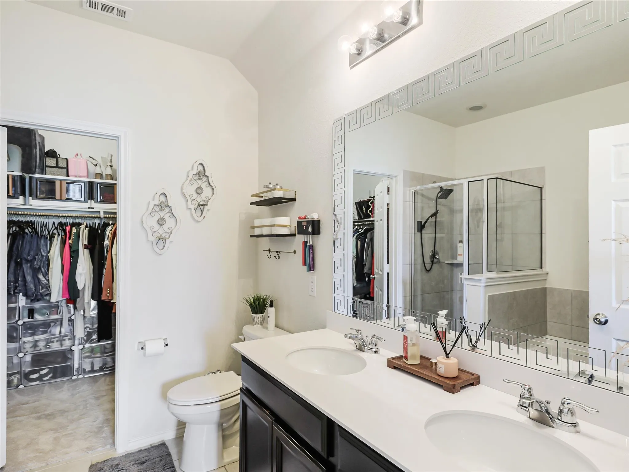 Single Family Residence For Sale in Denton County , 1632 Trace Drive, Aubrey, Texas 76227, 4 Bedrooms, 3 Bathrooms, 2 Garage spaces, 2,766 Sqft, built in 2019, Price $417,000, mls#21273203, Real Estate Agent in Aubrey, Homes For Sale in Denton county, Homes For Sale in Aubrey, Realtor in Aubrey Texas, Real Estate Brokerage Independent Realty Texas, Luminita Cordes Realtor
