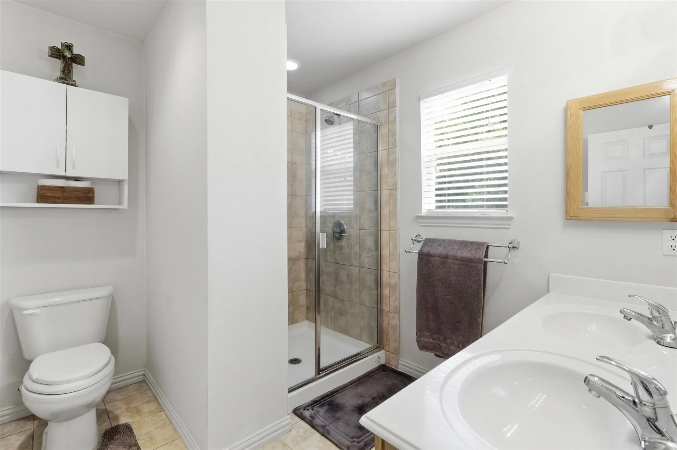 Single Family Residence For Sale in Collin County , 2725 County Road 494, Princeton, Texas 75407, 3 Bedroom, 3 Bathroom, 3 Garage spaces, 2,296 Sqft, built in 2004, mls#21278645, Real Estate Agent in Princeton, Homes For Sale in Collin county, Homes For Sale in Princeton, Realtor in Princeton Texas, Real Estate Brokerage Independent Realty Texas, Luminita Cordes Realtor