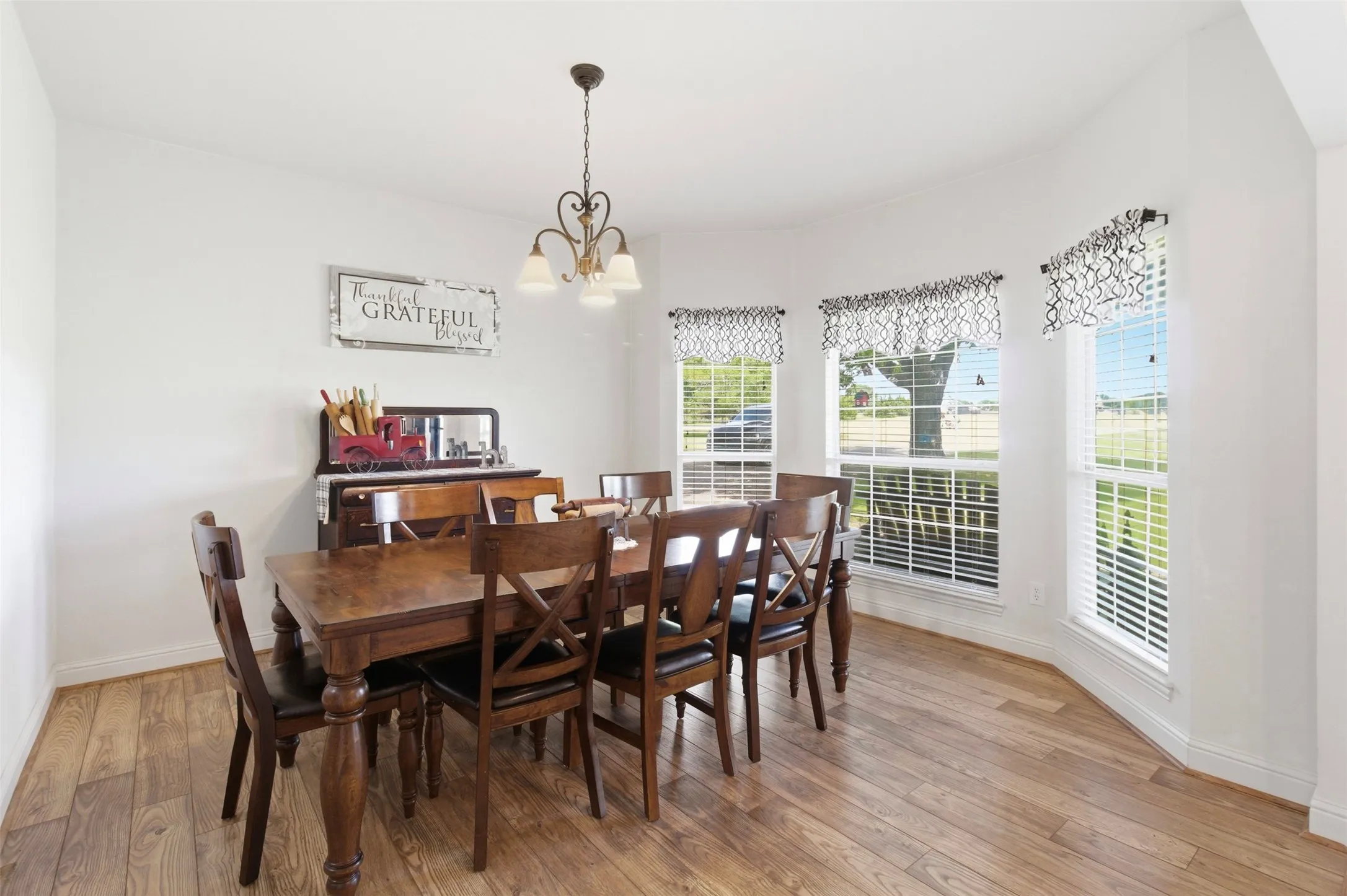 Single Family Residence For Sale in Collin County , 2725 County Road 494, Princeton, Texas 75407, 3 Bedroom, 3 Bathroom, 3 Garage spaces, 2,296 Sqft, built in 2004, mls#21278645, Real Estate Agent in Princeton, Homes For Sale in Collin county, Homes For Sale in Princeton, Realtor in Princeton Texas, Real Estate Brokerage Independent Realty Texas, Luminita Cordes Realtor