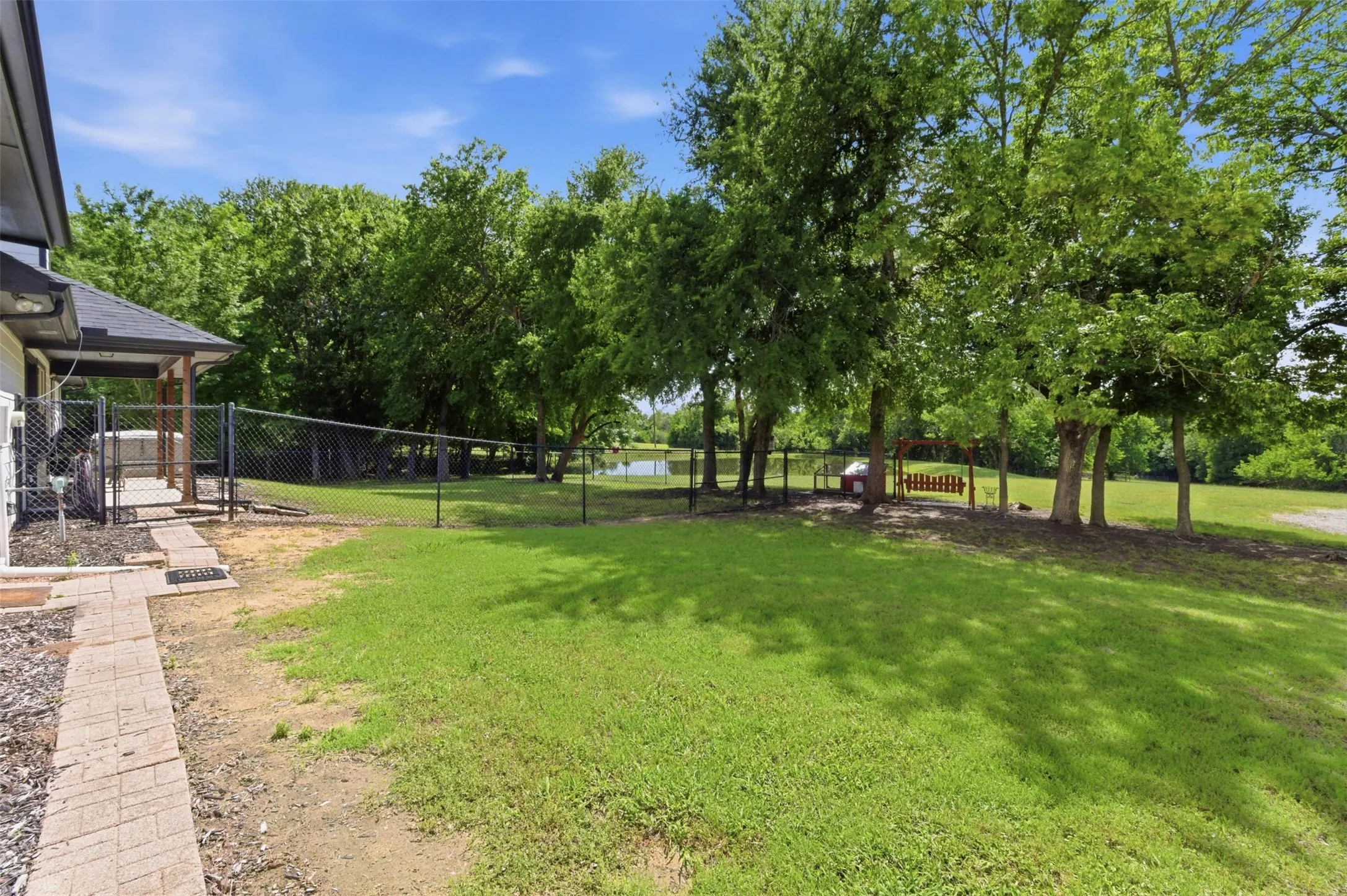 Single Family Residence For Sale in Collin County , 2725 County Road 494, Princeton, Texas 75407, 3 Bedroom, 3 Bathroom, 3 Garage spaces, 2,296 Sqft, built in 2004, mls#21278645, Real Estate Agent in Princeton, Homes For Sale in Collin county, Homes For Sale in Princeton, Realtor in Princeton Texas, Real Estate Brokerage Independent Realty Texas, Luminita Cordes Realtor