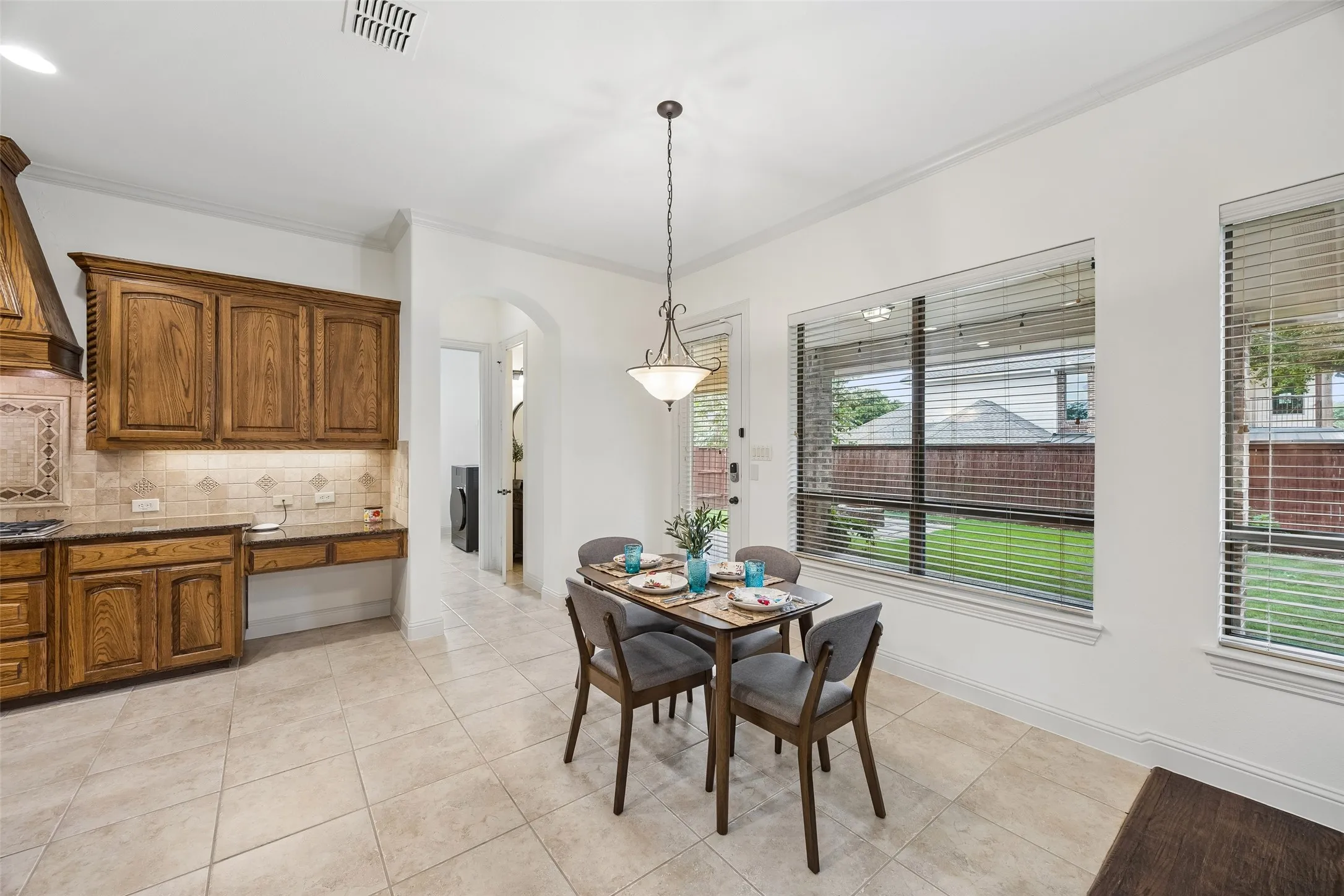 Single Family Residence For Sale in Collin County , 2610 Stonybrook Drive, Prosper, Texas 75078, 4 Bedroom, 3 Bathroom, 3 Garage spaces, 3,631 Sqft, built in 2006, mls#21277289, Real Estate Agent in Prosper, Homes For Sale in Collin county, Homes For Sale in Prosper, Realtor in Prosper Texas, Real Estate Brokerage Independent Realty Texas, Luminita Cordes Realtor