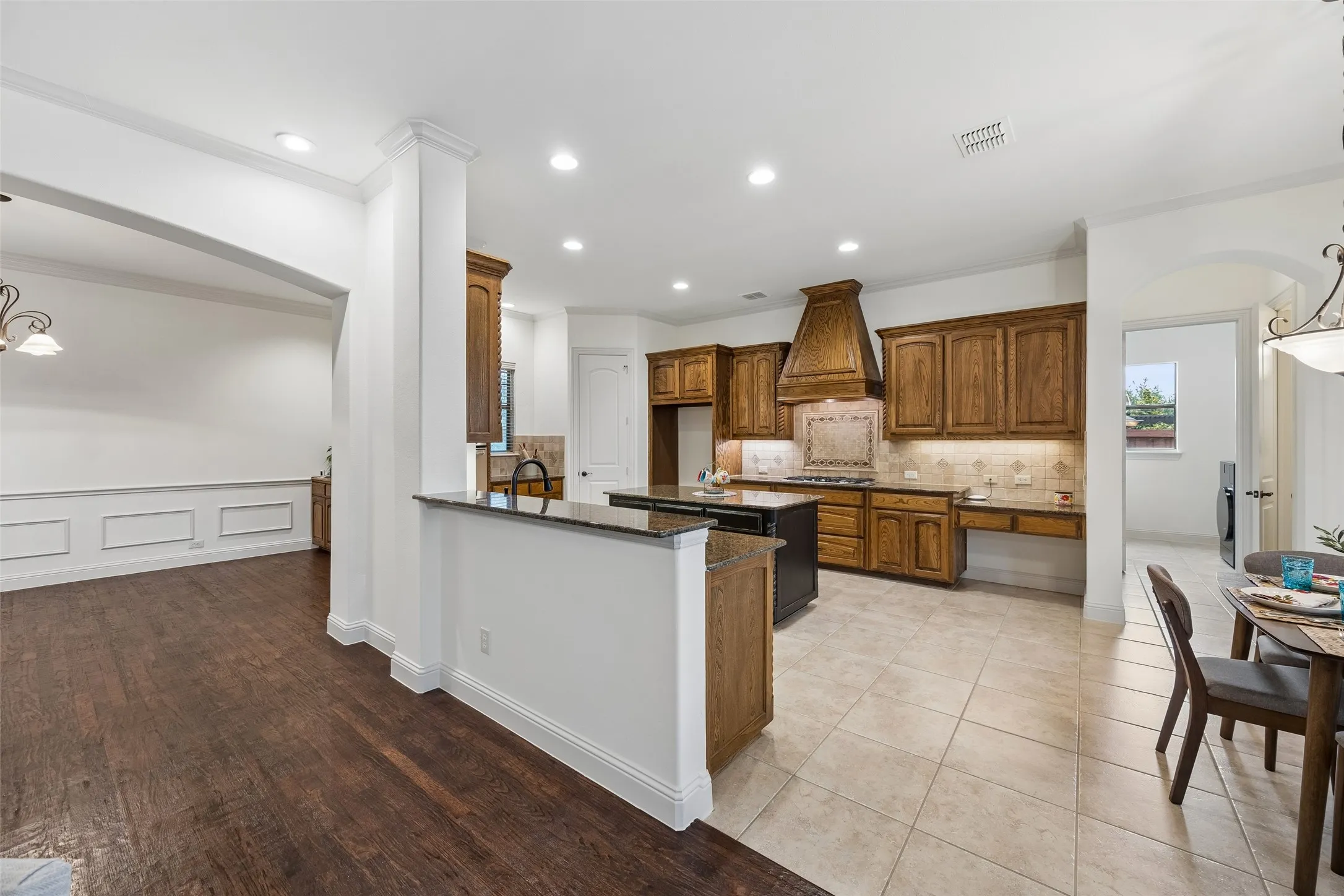 Single Family Residence For Sale in Collin County , 2610 Stonybrook Drive, Prosper, Texas 75078, 4 Bedroom, 3 Bathroom, 3 Garage spaces, 3,631 Sqft, built in 2006, mls#21277289, Real Estate Agent in Prosper, Homes For Sale in Collin county, Homes For Sale in Prosper, Realtor in Prosper Texas, Real Estate Brokerage Independent Realty Texas, Luminita Cordes Realtor