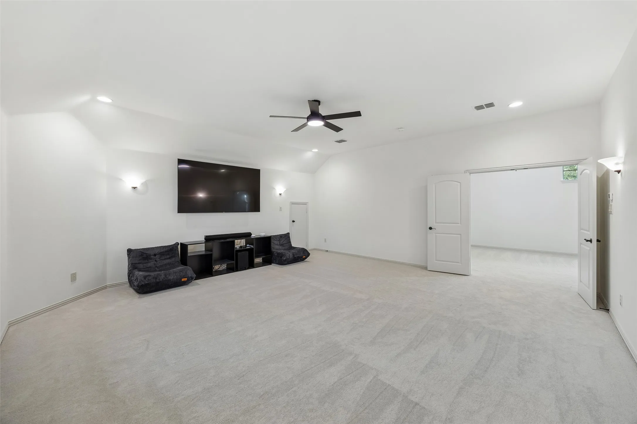Single Family Residence For Sale in Collin County , 2610 Stonybrook Drive, Prosper, Texas 75078, 4 Bedroom, 3 Bathroom, 3 Garage spaces, 3,631 Sqft, built in 2006, mls#21277289, Real Estate Agent in Prosper, Homes For Sale in Collin county, Homes For Sale in Prosper, Realtor in Prosper Texas, Real Estate Brokerage Independent Realty Texas, Luminita Cordes Realtor