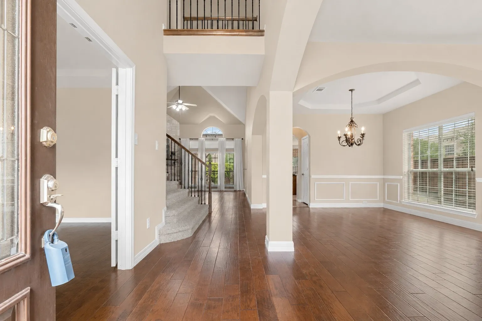 Single Family Residence For Sale in Collin County , 13292 Box Elder Lane, Frisco, Texas 75035, 5 Bedroom, 4 Bathroom, 2 Garage spaces, 3,805 Sqft, built in 2007, mls#21276117, Real Estate Agent in Frisco, Homes For Sale in Collin county, Homes For Sale in Frisco, Realtor in Frisco Texas, Real Estate Brokerage Independent Realty Texas, Luminita Cordes Realtor