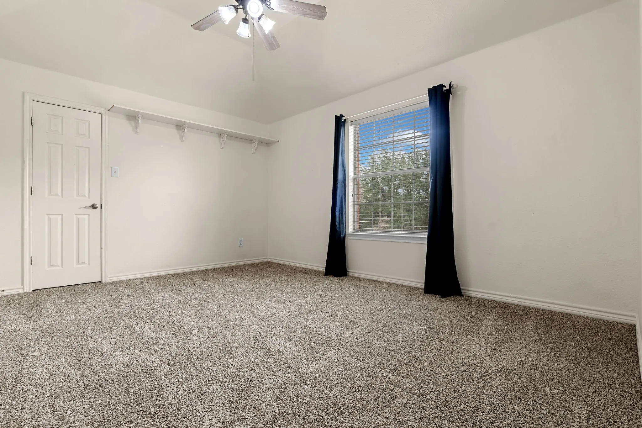 Single Family Residence For Sale in Collin County , 13292 Box Elder Lane, Frisco, Texas 75035, 5 Bedroom, 4 Bathroom, 2 Garage spaces, 3,805 Sqft, built in 2007, mls#21276117, Real Estate Agent in Frisco, Homes For Sale in Collin county, Homes For Sale in Frisco, Realtor in Frisco Texas, Real Estate Brokerage Independent Realty Texas, Luminita Cordes Realtor
