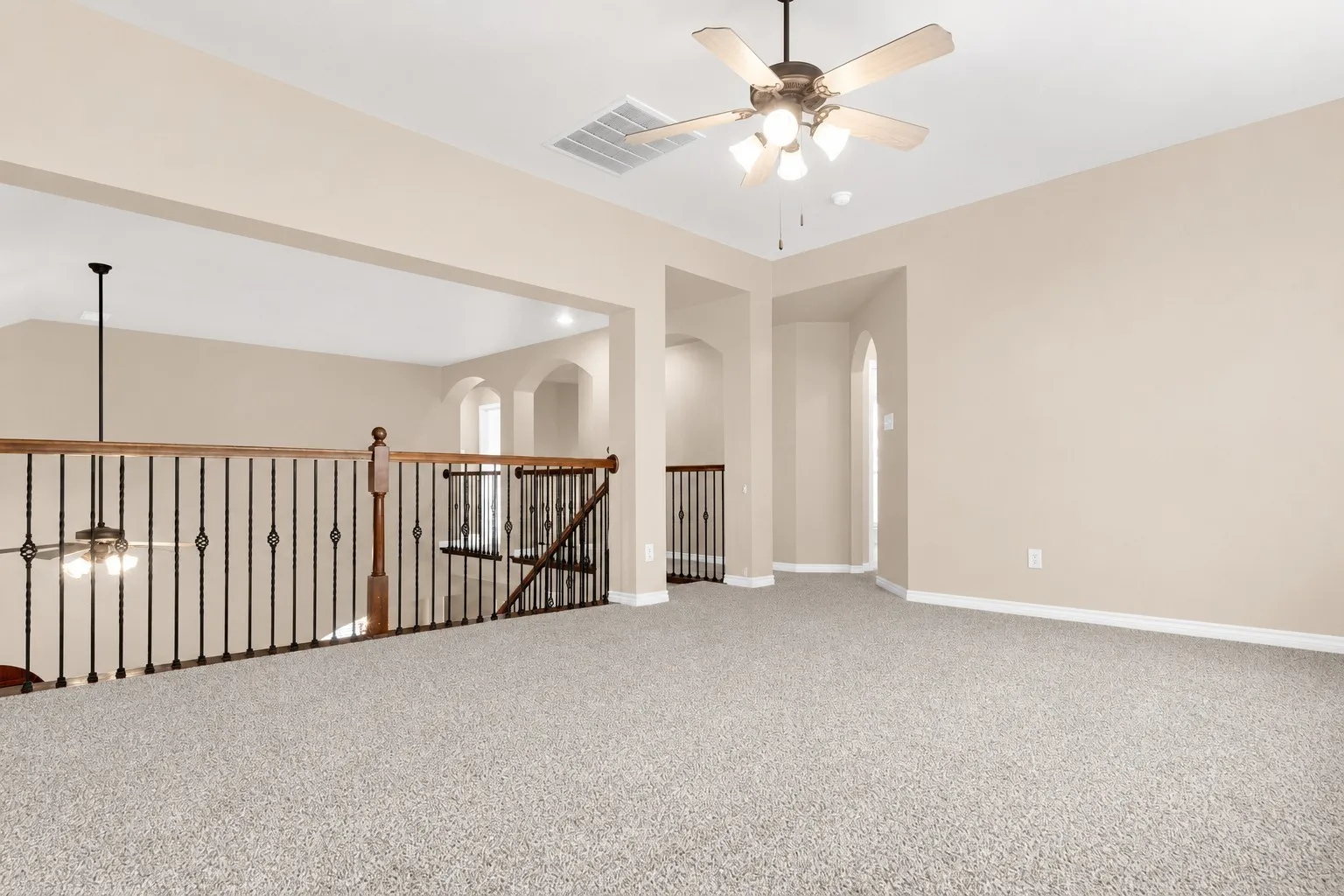 Single Family Residence For Sale in Collin County , 13292 Box Elder Lane, Frisco, Texas 75035, 5 Bedroom, 4 Bathroom, 2 Garage spaces, 3,805 Sqft, built in 2007, mls#21276117, Real Estate Agent in Frisco, Homes For Sale in Collin county, Homes For Sale in Frisco, Realtor in Frisco Texas, Real Estate Brokerage Independent Realty Texas, Luminita Cordes Realtor