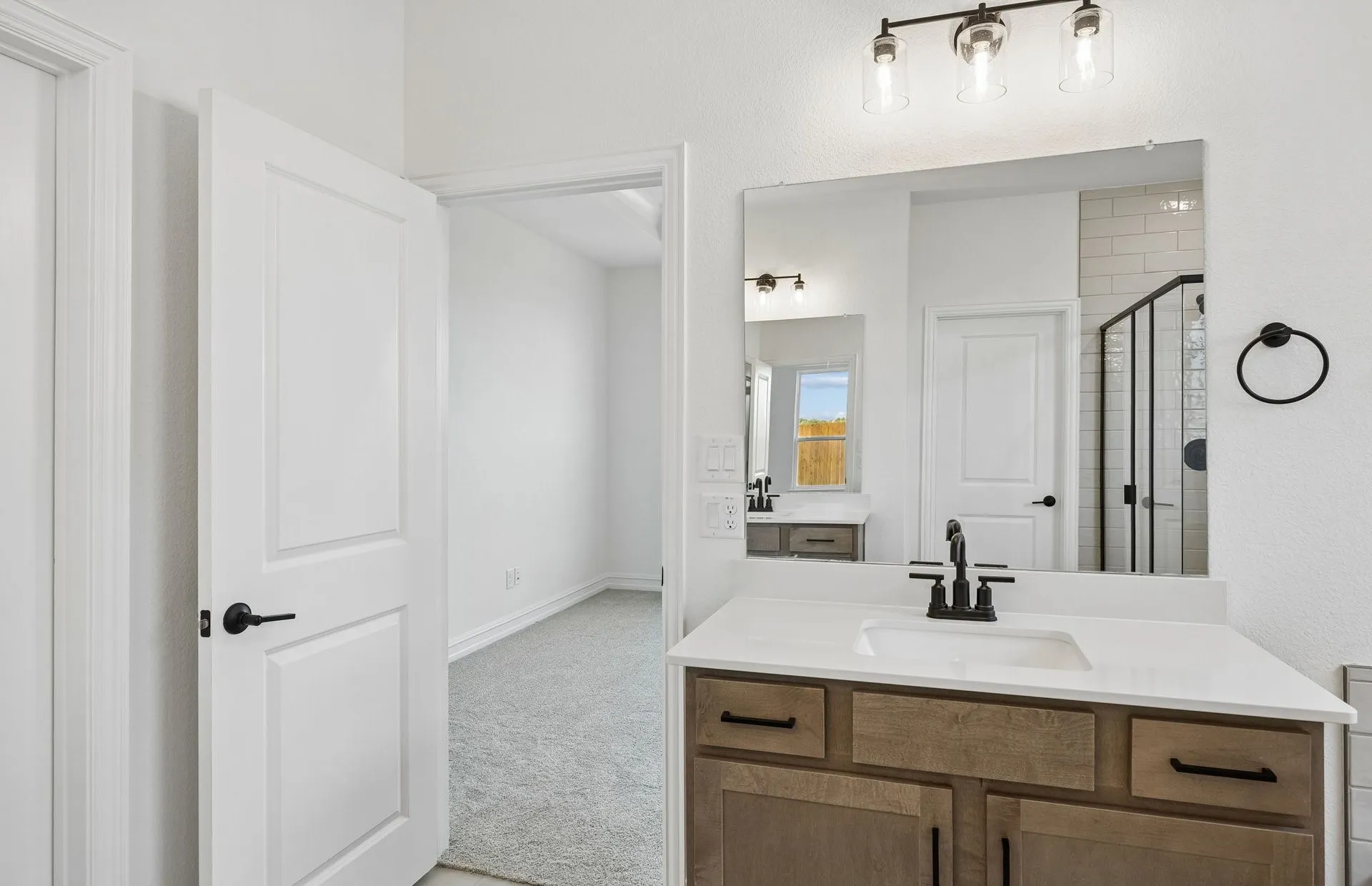 Double vanity in primary bath