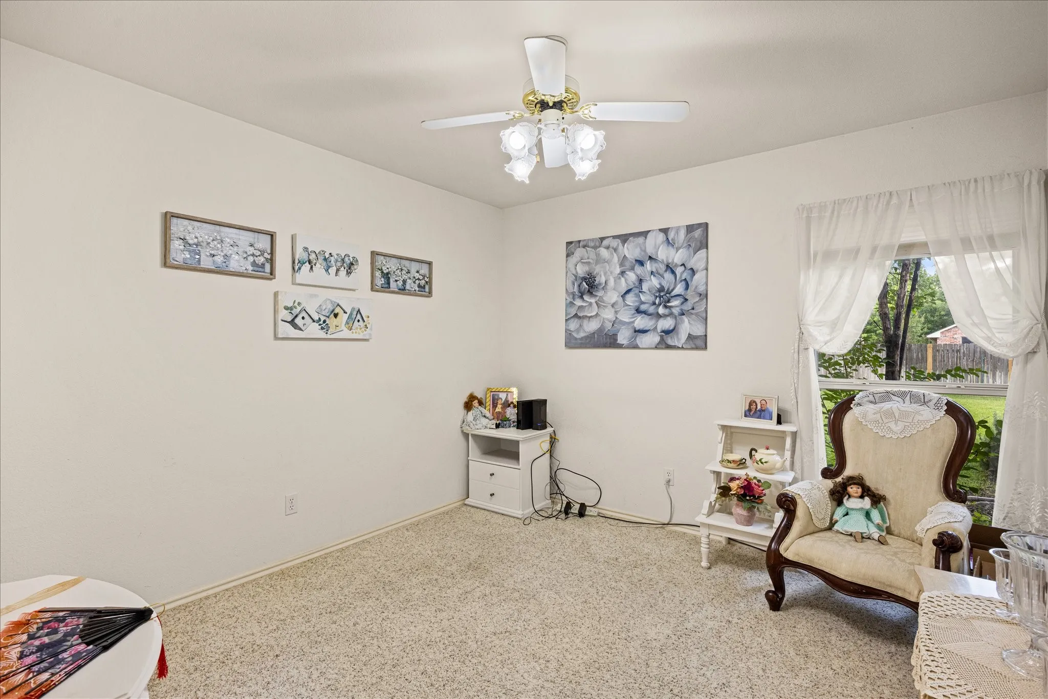 Single Family Residence For Sale in Hood County , 8912 Green Leaves Drive, Granbury, Texas 76049, 3 Bedroom, 2 Bathroom, 2 Garage spaces, 1,977 Sqft, built in 1994, mls#21278658, Real Estate Agent in Granbury, Homes For Sale in Hood county, Homes For Sale in Granbury, Realtor in Granbury Texas, Real Estate Brokerage Independent Realty Texas, Luminita Cordes Realtor