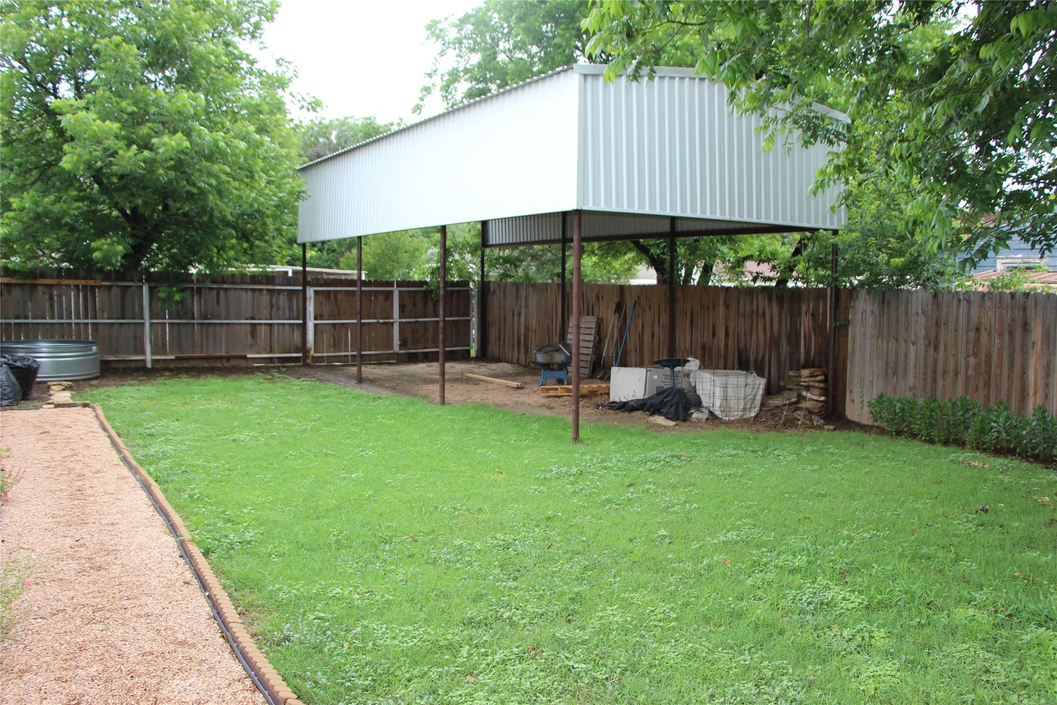 Single Family Residence For Sale in Shackelford County , 800 Griffin Road, Albany, Texas 76430, 4 Bedrooms, 2 Bathrooms, Garage spaces, 1,756 Sqft, built in 1951, Price $298,500, mls#21278675, Real Estate Agent in Albany, Homes For Sale in Shackelford county, Homes For Sale in Albany, Realtor in Albany Texas, Real Estate Brokerage Independent Realty Texas, Luminita Cordes Realtor