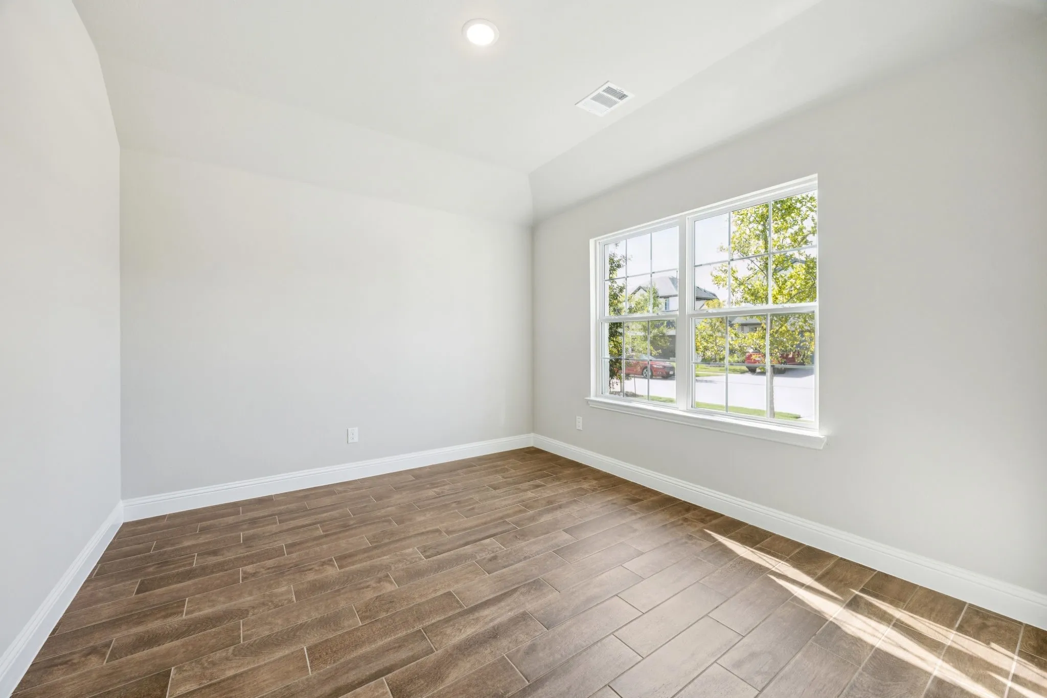 Single Family Residence For Sale in Collin County , 513 Hoot Owl Hill, Weston, Texas 75009, 3 Bedroom, 2 Bathroom, 2 Garage spaces, 1,800 Sqft, built in 2023, mls#21278688, Real Estate Agent in Weston, Homes For Sale in Collin county, Homes For Sale in Weston, Realtor in Weston Texas, Real Estate Brokerage Independent Realty Texas, Luminita Cordes Realtor