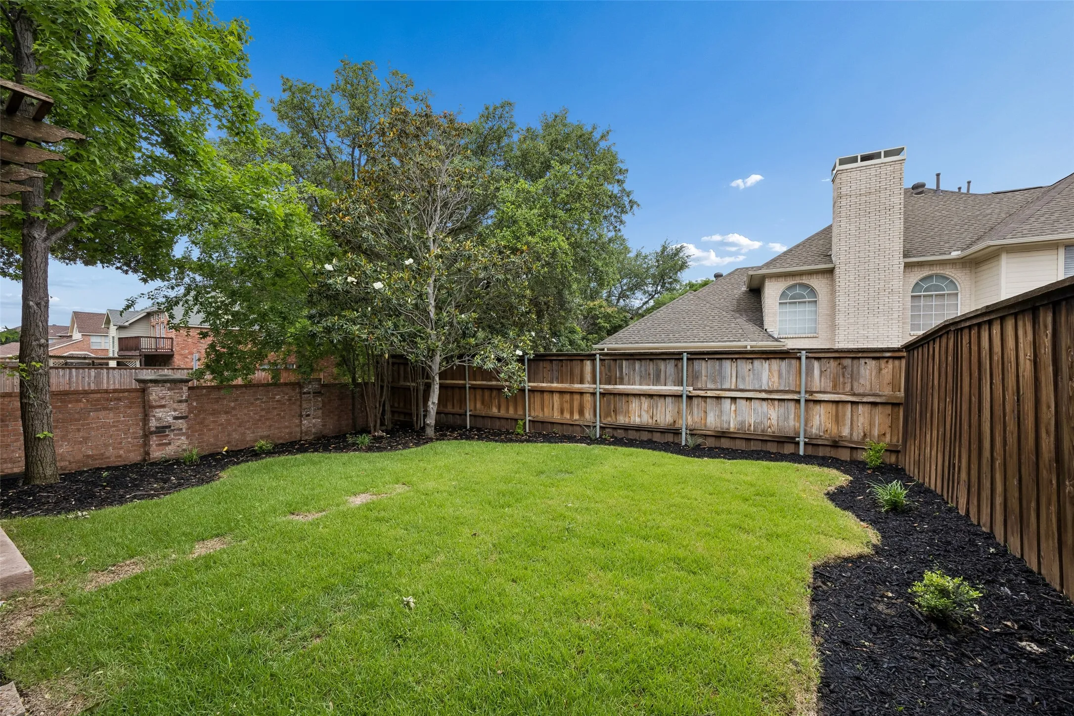 Single Family Residence For Sale in Collin County , 2701 Oates Drive, Plano, Texas 75093, 4 Bedroom, 3 Bathroom, 2 Garage spaces, 3,026 Sqft, built in 1997, mls#21278311, Real Estate Agent in Plano, Homes For Sale in Collin county, Homes For Sale in Plano, Realtor in Plano Texas, Real Estate Brokerage Independent Realty Texas, Luminita Cordes Realtor