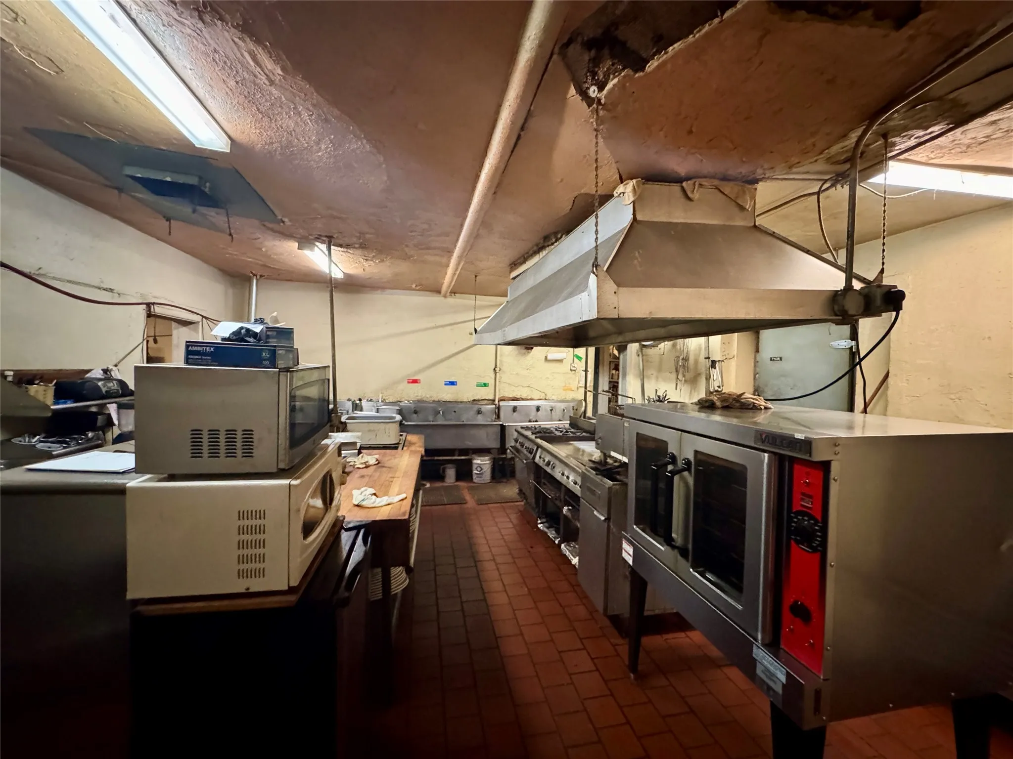 Retail For Sale in Taylor County , 209 Cottonwood Street, Abilene, Texas 79601, 0, 0, Garage spaces, 0 Sqft, built in 1951, Price $399,000, mls#21278692, Real Estate Agent in Abilene, Homes For Sale in Taylor county, Homes For Sale in Abilene, Realtor in Abilene Texas, Real Estate Brokerage Independent Realty Texas, Luminita Cordes Realtor
