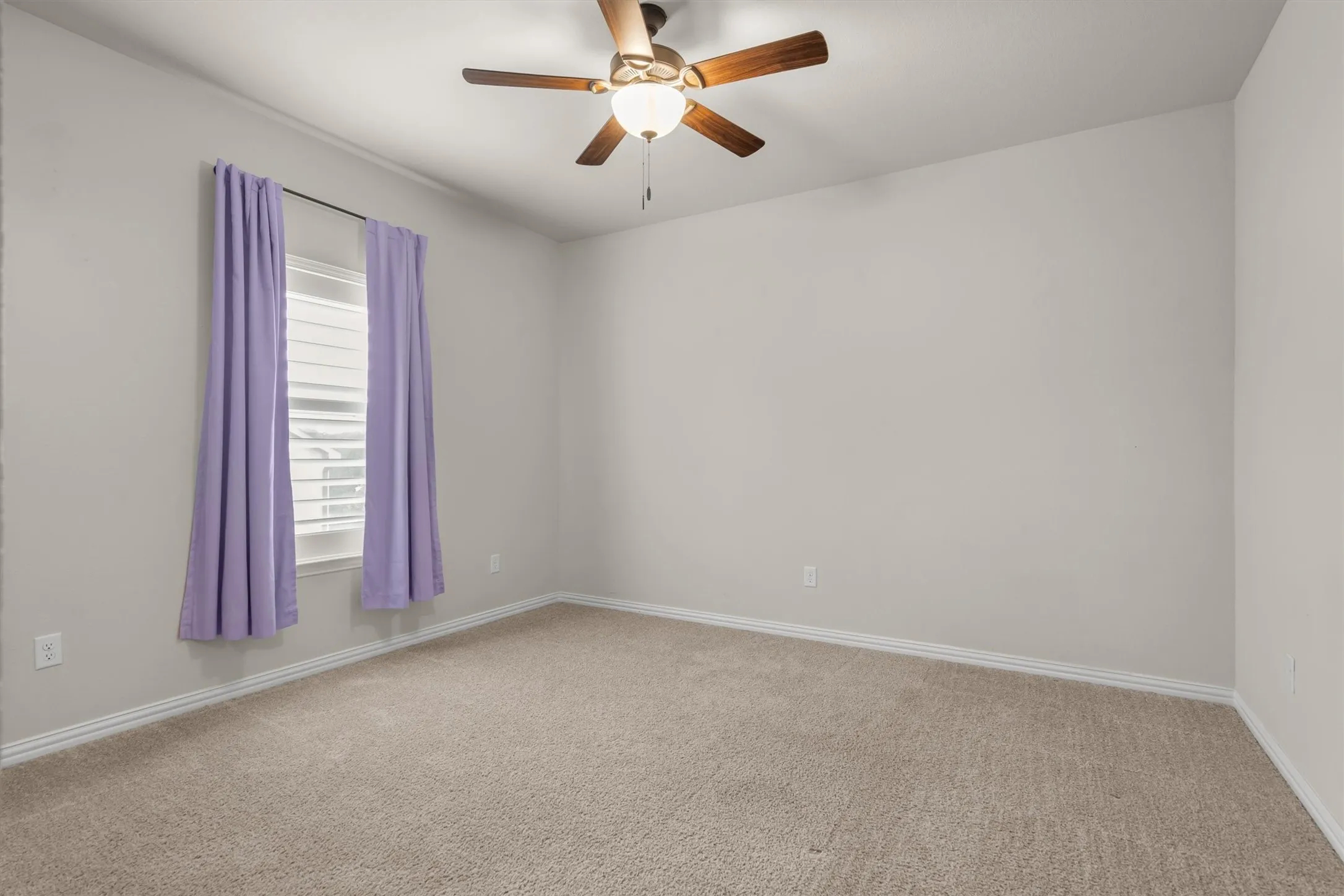 Upstairs bedroom 4