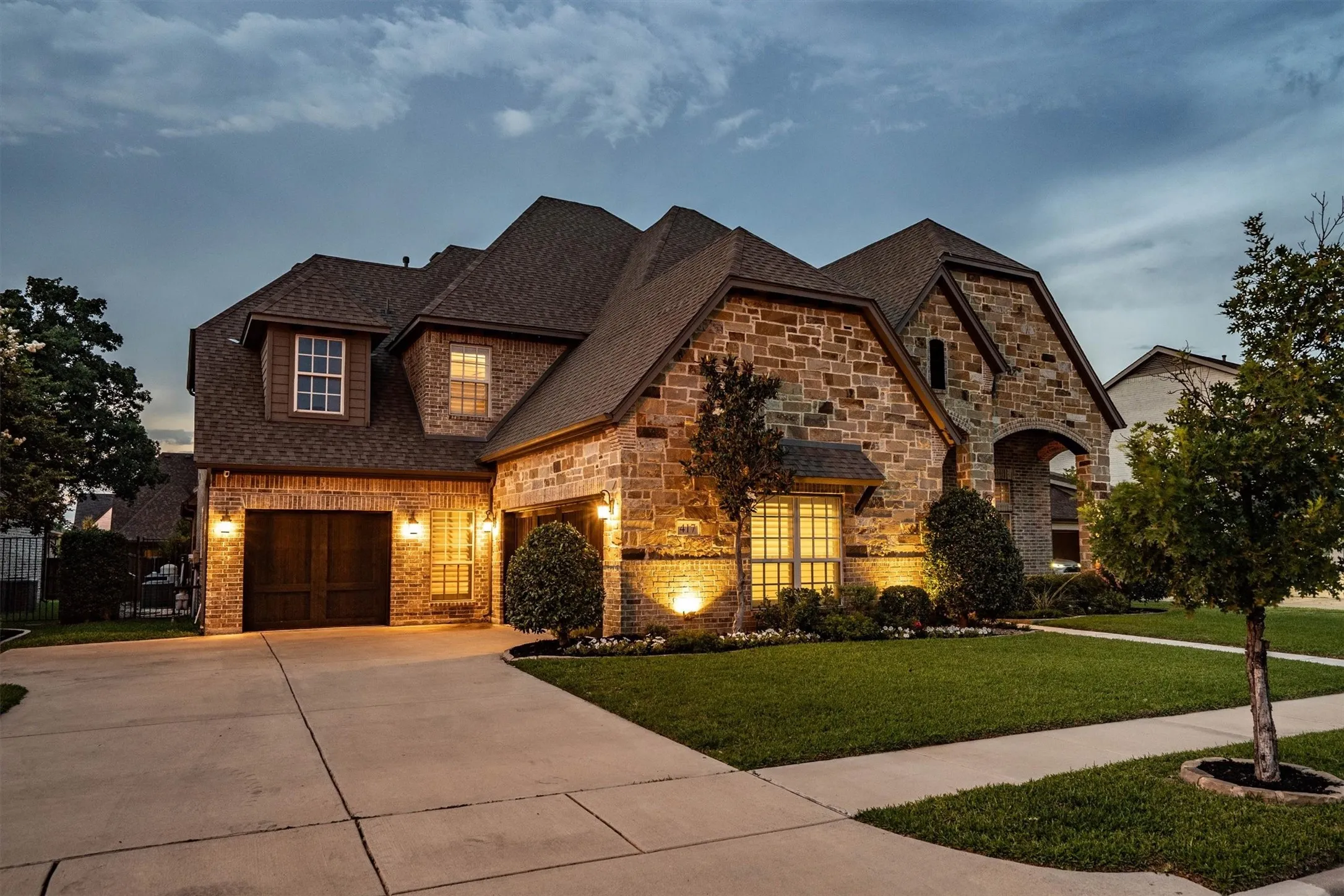 Single Family Residence For Sale in Denton County , 417 Boonesville Bend, Argyle, Texas 76226, 4 Bedrooms, 4 Bathrooms, 3 Garage spaces, 4,294 Sqft, built in 2017, Price $999,900, mls#21222868, Real Estate Agent in Argyle, Homes For Sale in Denton county, Homes For Sale in Argyle, Realtor in Argyle Texas, Real Estate Brokerage Independent Realty Texas, Luminita Cordes Realtor