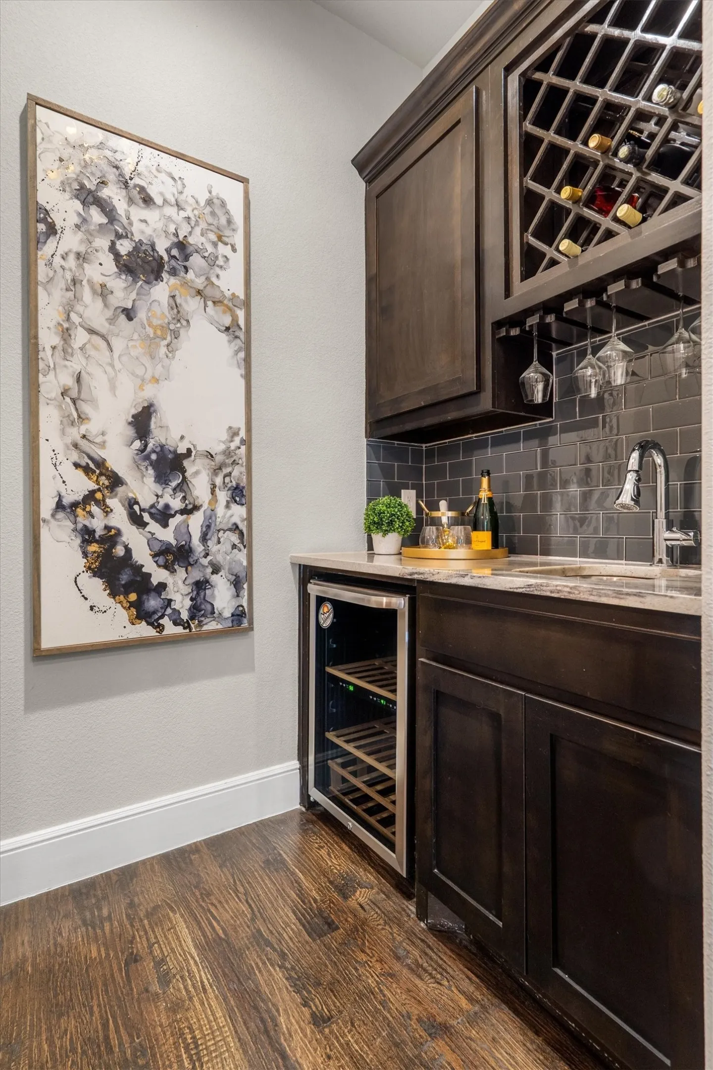 Single Family Residence For Sale in Denton County , 417 Boonesville Bend, Argyle, Texas 76226, 4 Bedrooms, 4 Bathrooms, 3 Garage spaces, 4,294 Sqft, built in 2017, Price $999,900, mls#21222868, Real Estate Agent in Argyle, Homes For Sale in Denton county, Homes For Sale in Argyle, Realtor in Argyle Texas, Real Estate Brokerage Independent Realty Texas, Luminita Cordes Realtor