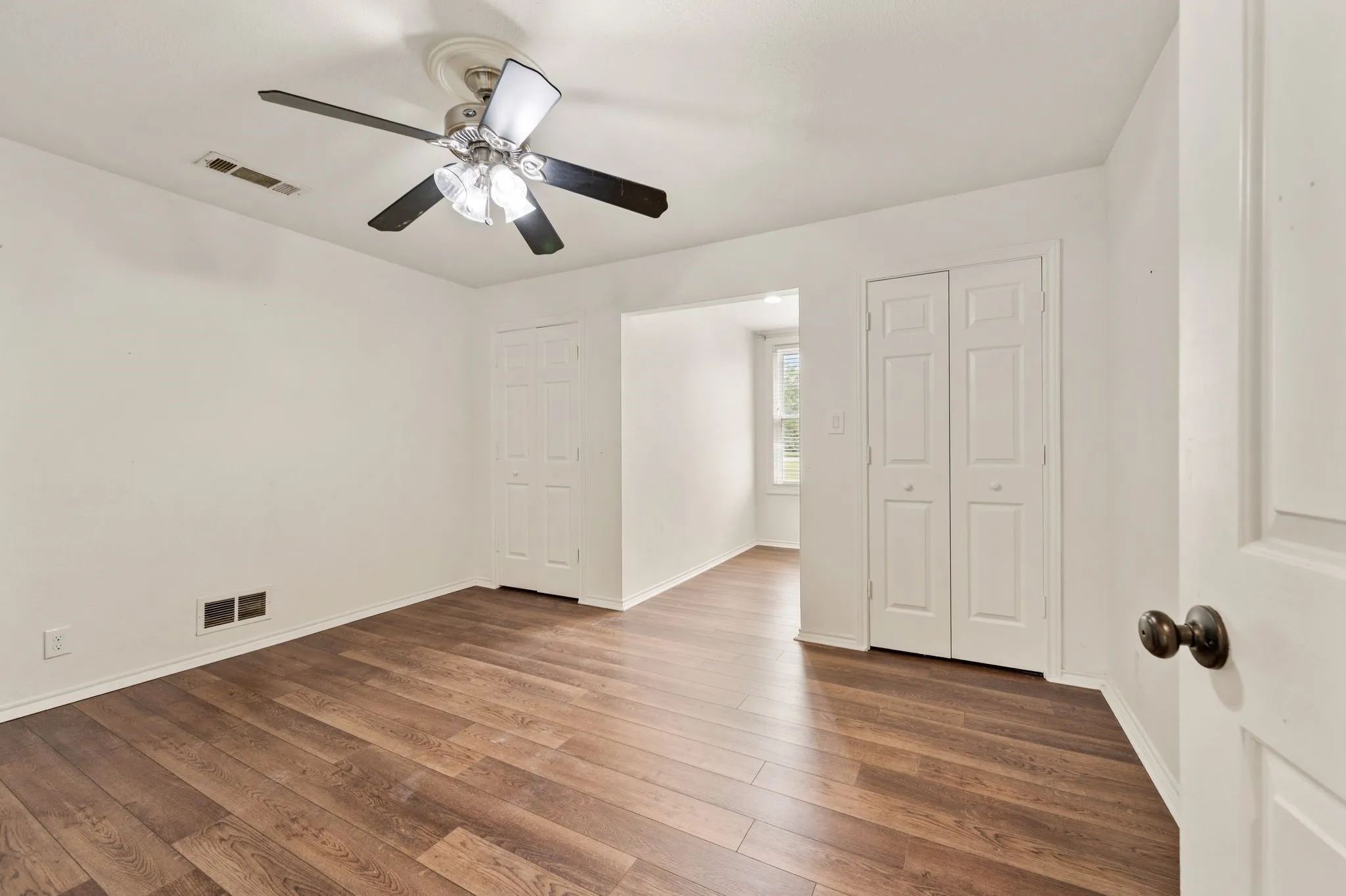 SE Bedroom, 2nd floor
