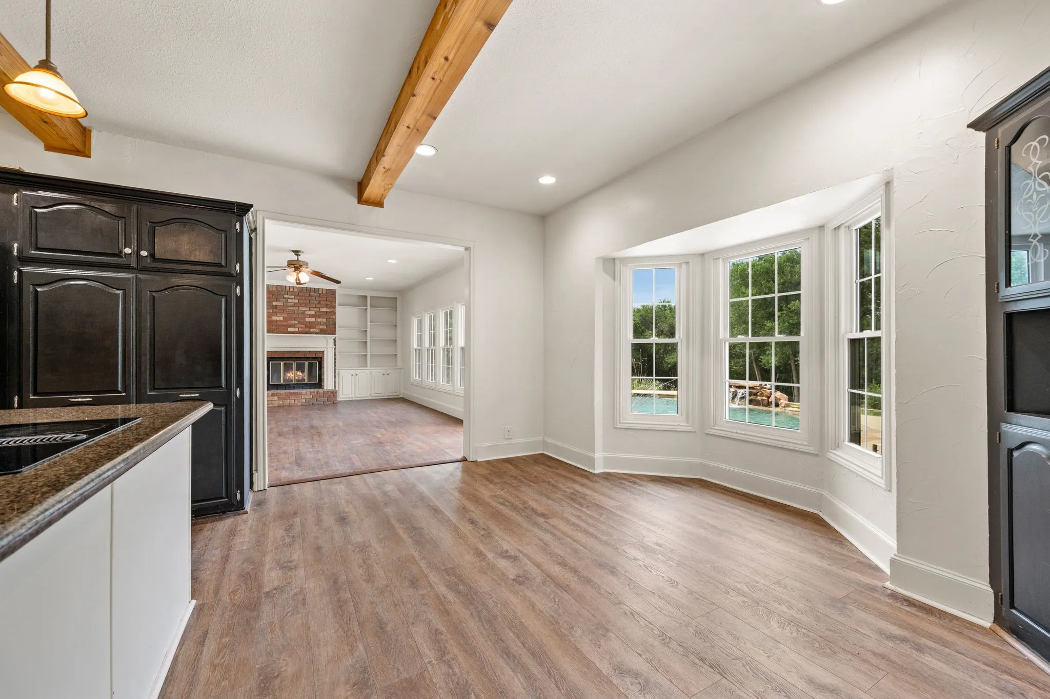 Single Family Residence For Sale in Collin County , 11 Country Ridge Road, Melissa, Texas 75454, 5 Bedroom, 5 Bathroom, 3 Garage spaces, 4,019 Sqft, built in 1986, mls#21251602, Real Estate Agent in Melissa, Homes For Sale in Collin county, Homes For Sale in Melissa, Realtor in Melissa Texas, Real Estate Brokerage Independent Realty Texas, Luminita Cordes Realtor
