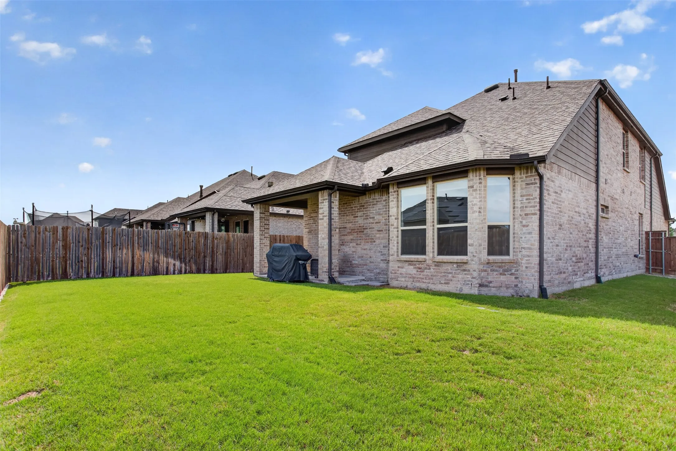 Single Family Residence For Sale in Kaufman County , 629 Claverton Lane, Forney, Texas 75126, 4 Bedroom, 3 Bathroom, 2 Garage spaces, 2,471 Sqft, built in 2020, mls#21278552, Real Estate Agent in Forney, Homes For Sale in Kaufman county, Homes For Sale in Forney, Realtor in Forney Texas, Real Estate Brokerage Independent Realty Texas, Luminita Cordes Realtor